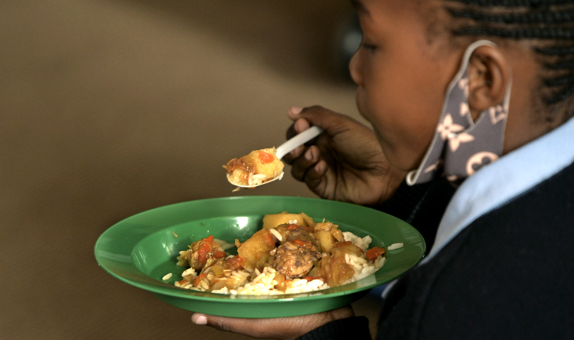 After thieves steal food for 800 Gqeberha pupils, non-profit donates three months' worth of meals