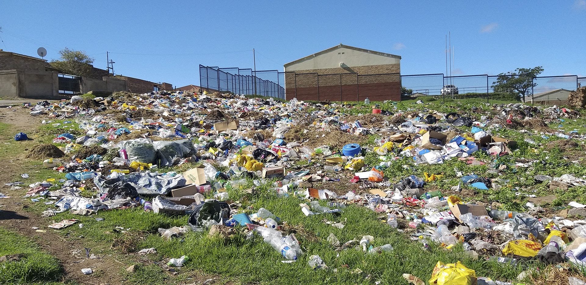 The filth and the fury: Desperate Makhanda residents obtain court order forcing municipality to clean up the town