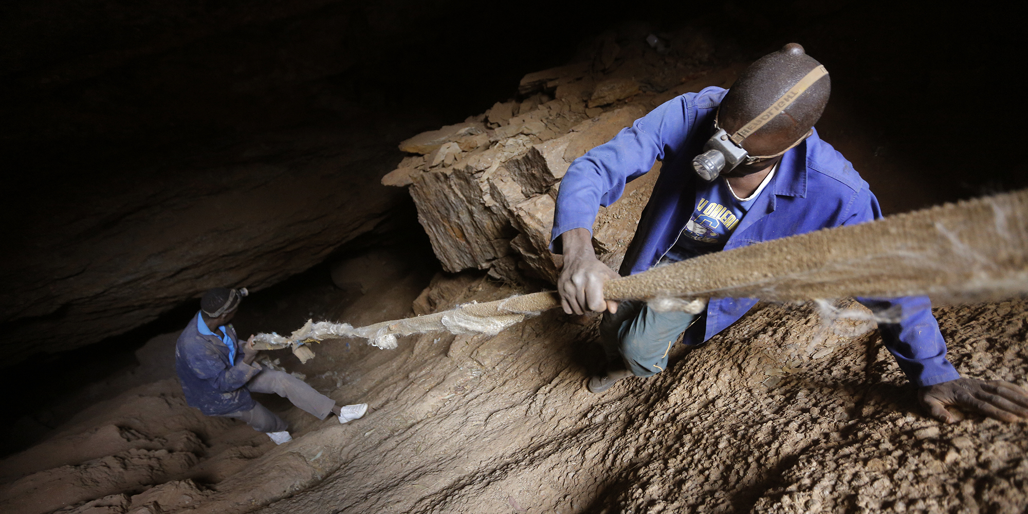 ‘We will smoke them out’ - Ntshavheni talks tough amid scepticism over number of zama zamas trapped underground