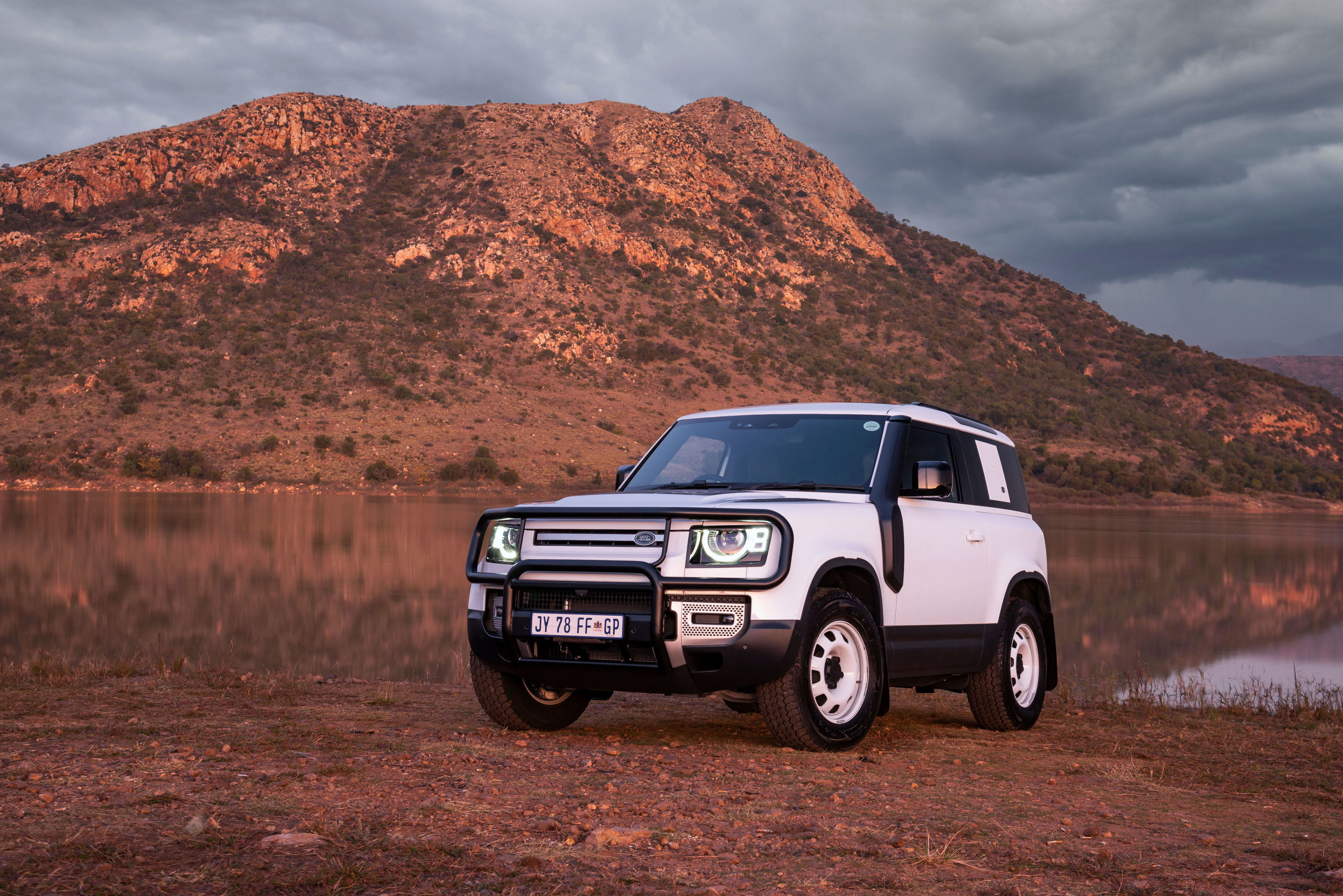 Land Rover Defender 90: Three-door, off-road, on-road maestro