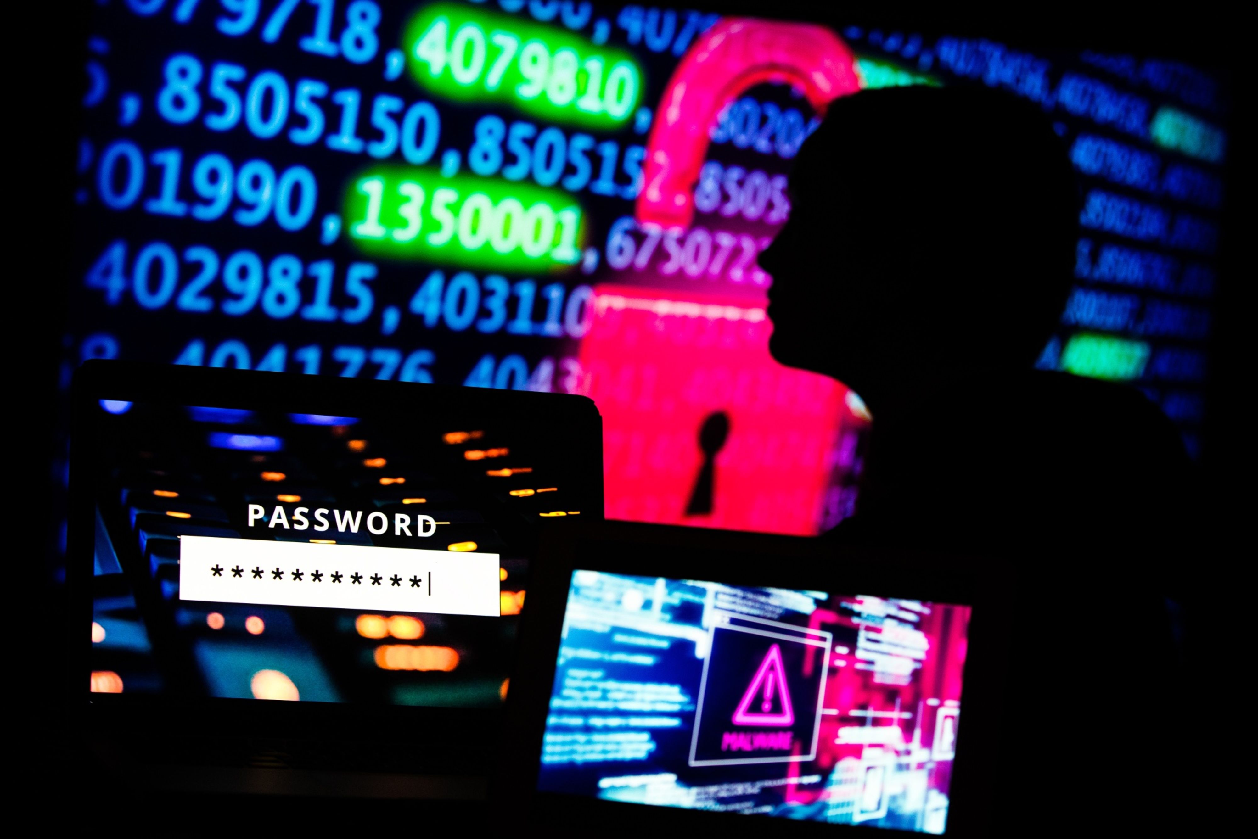 British army says its Twitter and YouTube accounts have been breached