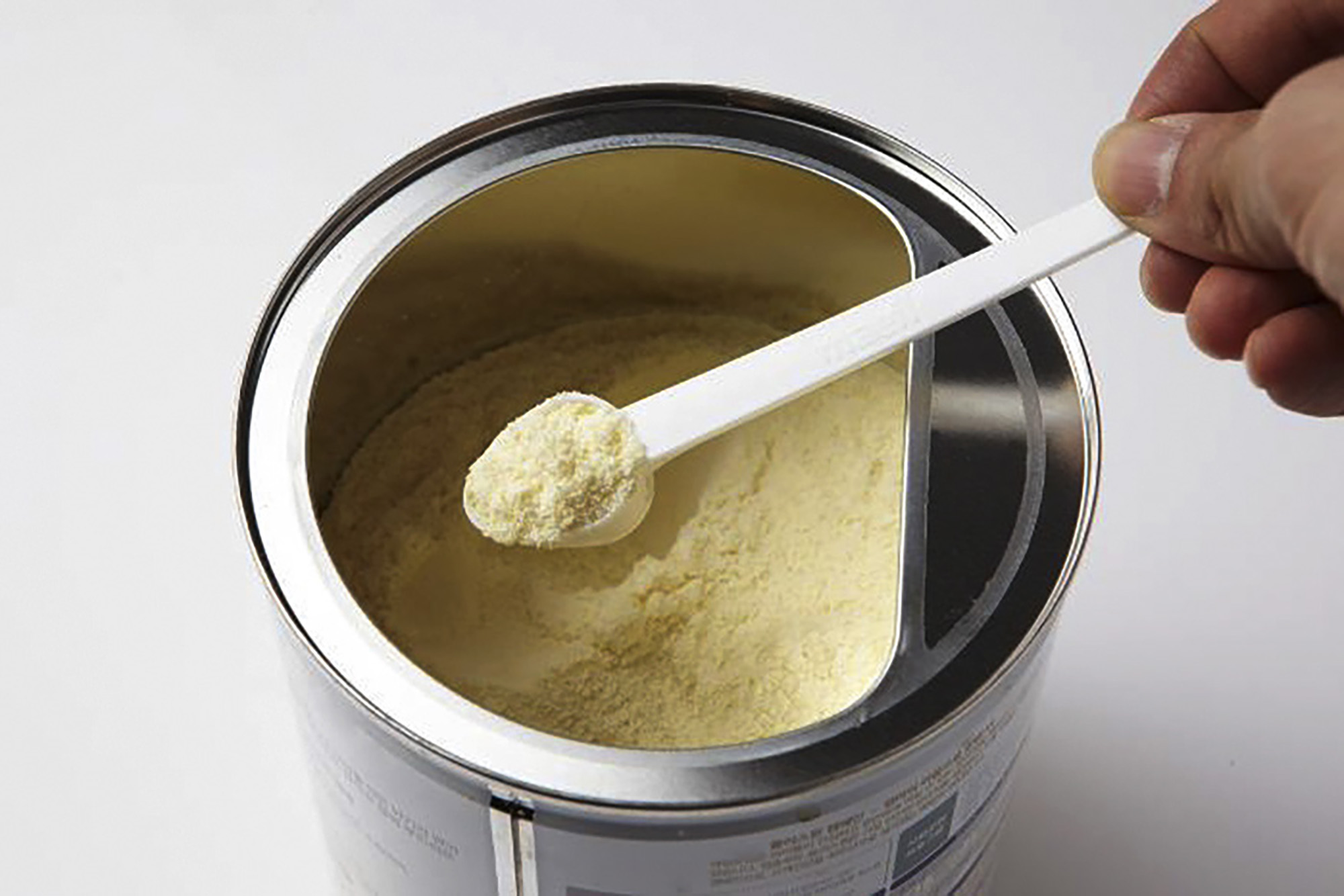 WHO publishes new report on how digital marketing lures women to breast-milk substitutes