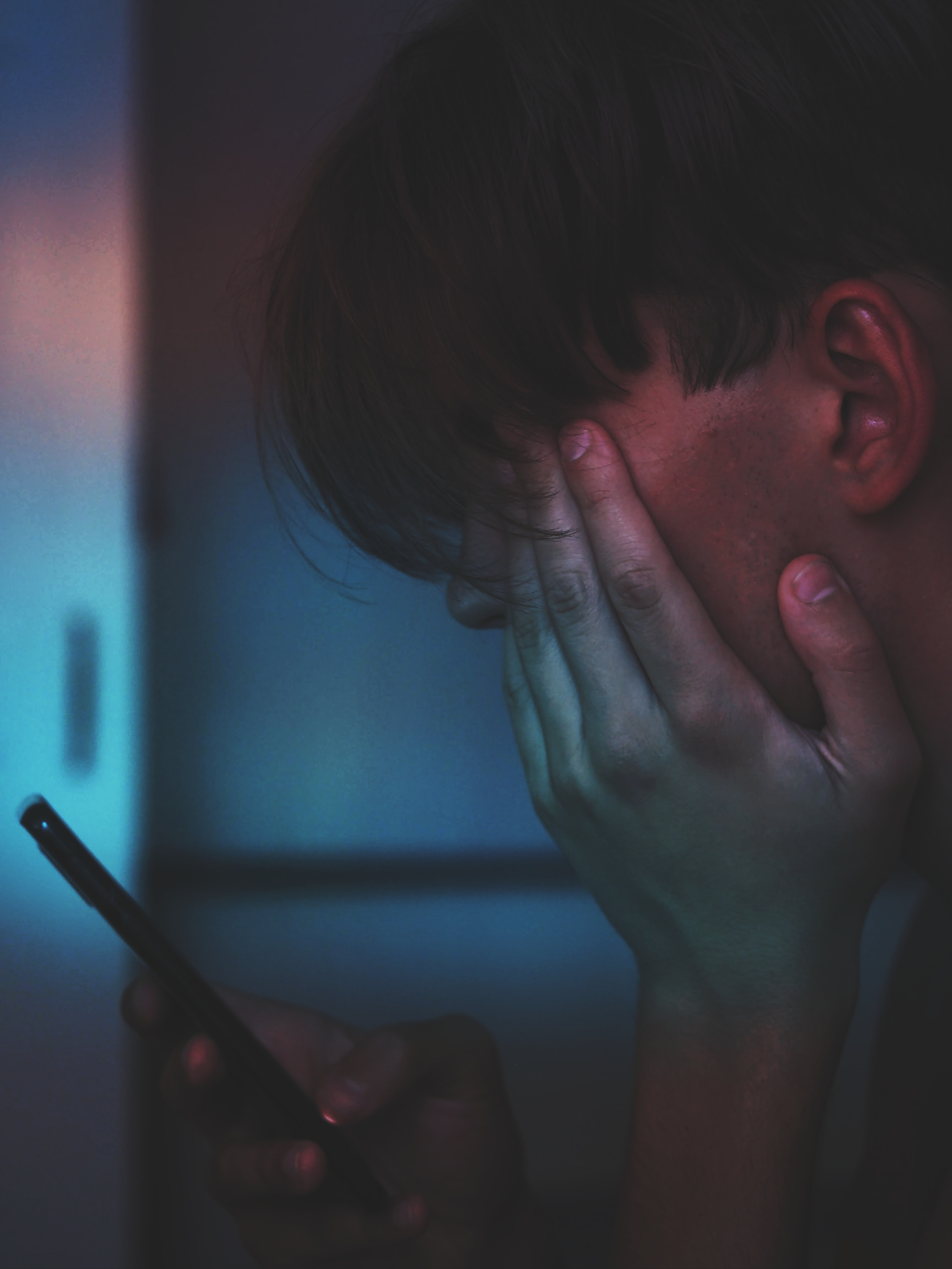 Five ways to manage your doomscrolling habit