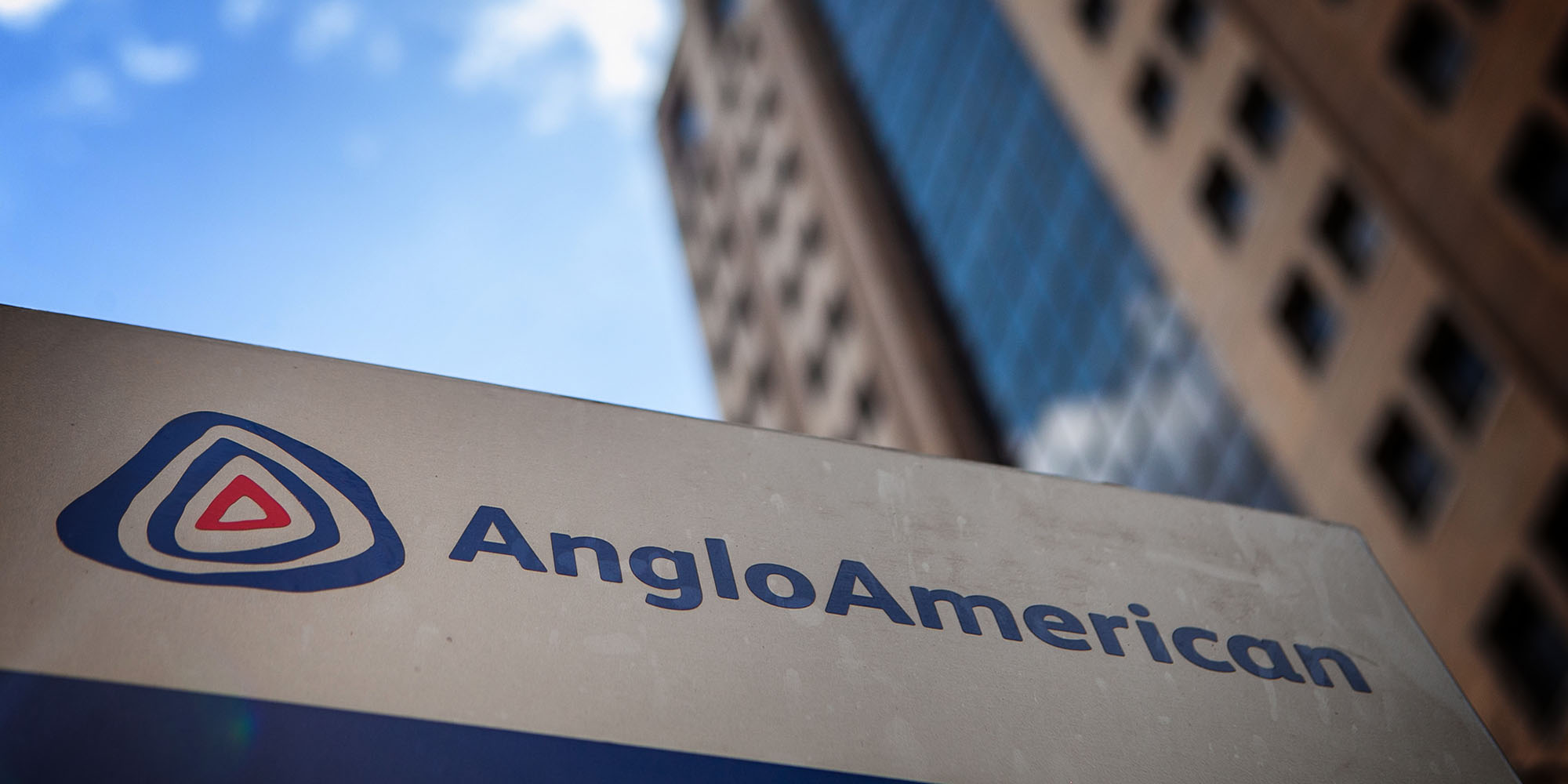 Amplats H1 earnings slump from record levels, Mogalakwena mine hit by torrential rains