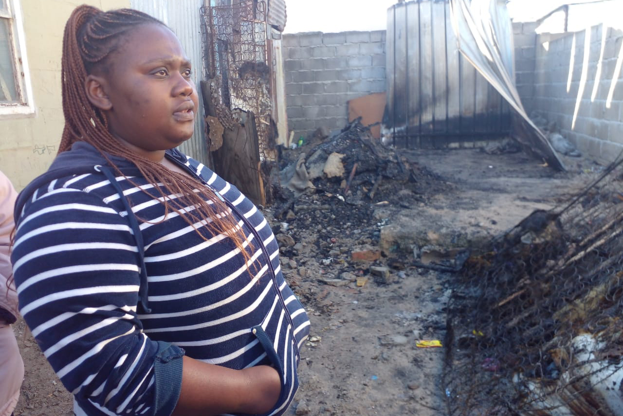 Community attacks firefighters responding to deadly blaze