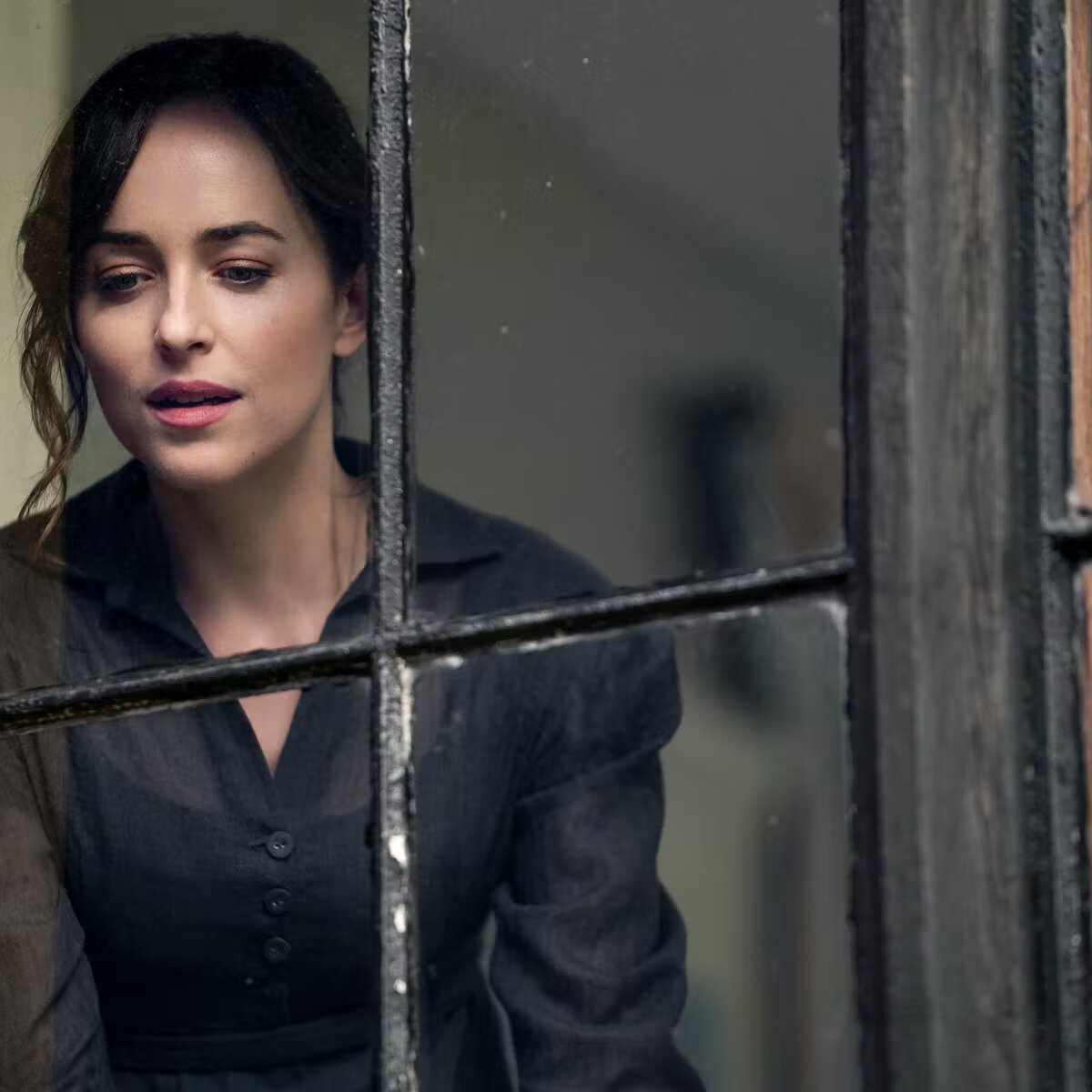 Persuasion: why the Netflix adaptation is actually worth a watch, according to a romantic literature expert