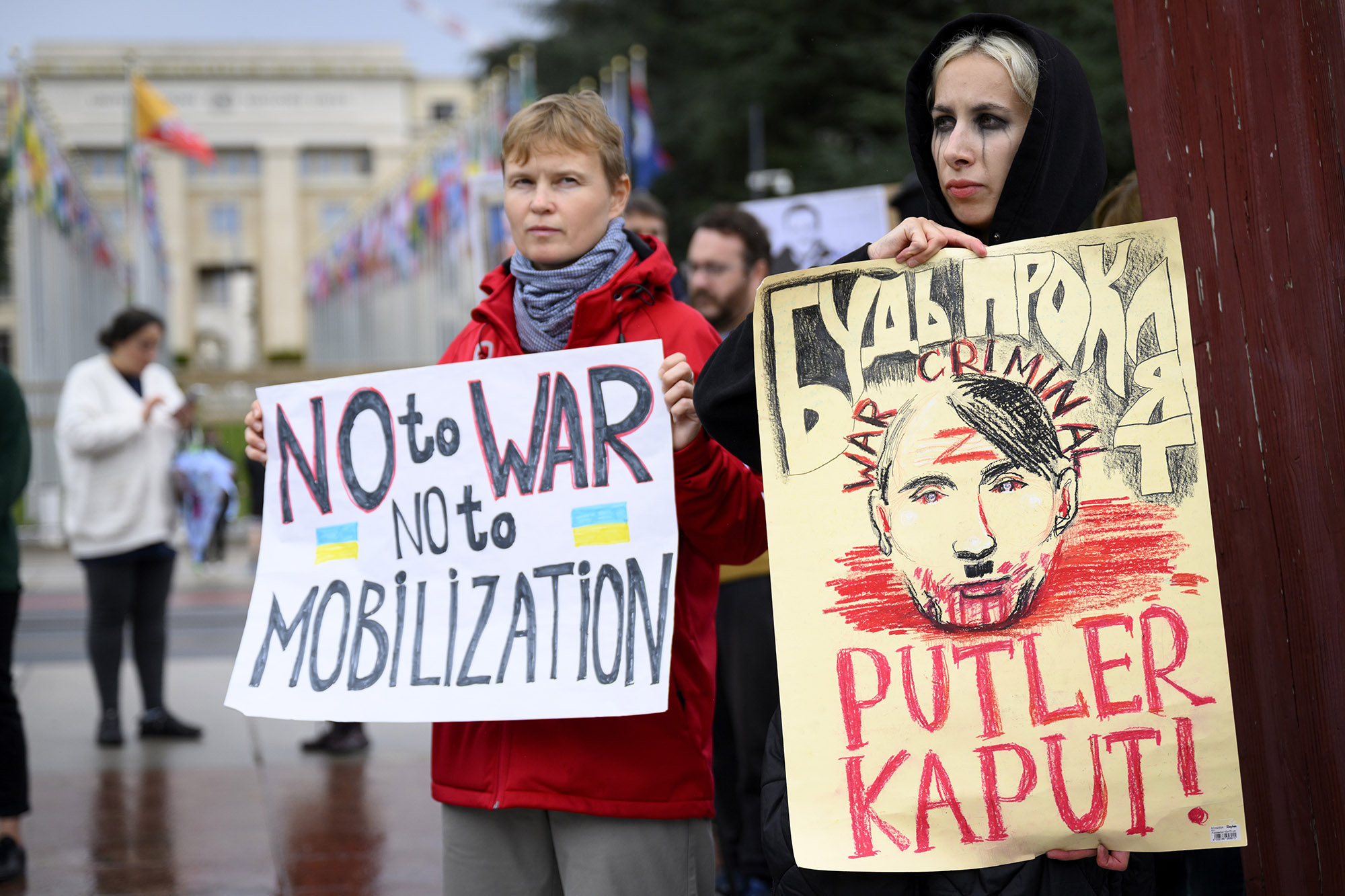 Russia set to annex Ukrainian regions; US warns Kremlin on nukes