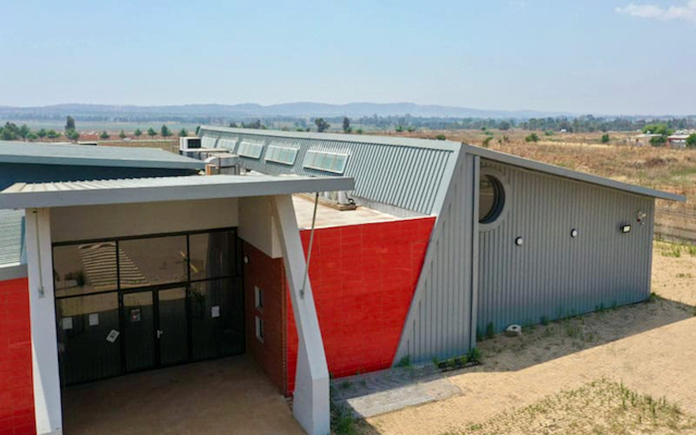 Lehae youth fume as City of Joburg breaks promise on R23m library