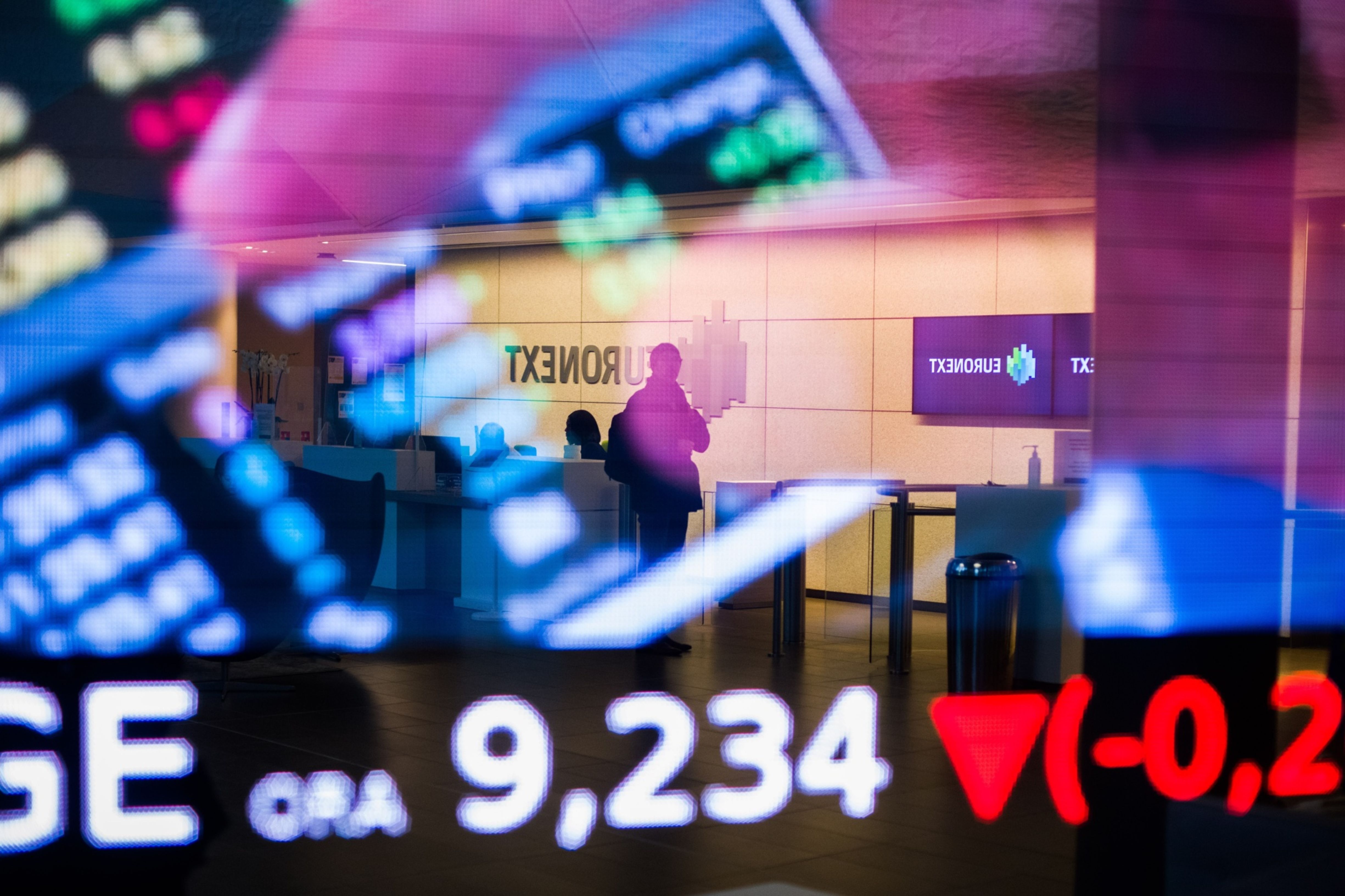 Asian stocks fall as hawkish Fed halts S&P’s rally: markets wrap