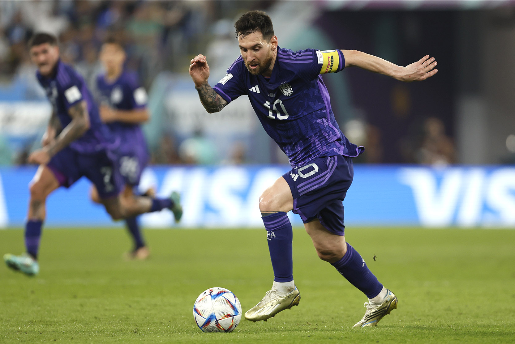 Argentina and Messi begin to flex muscles for World Cup playoffs