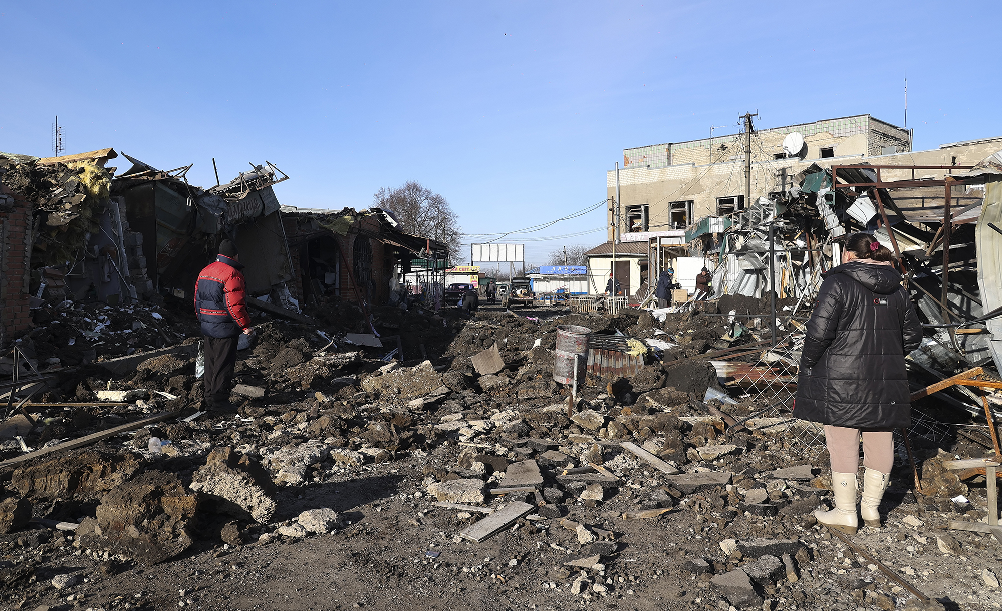 Russia mounts heavy assault on key eastern town of Soledar; EU plans new sanctions