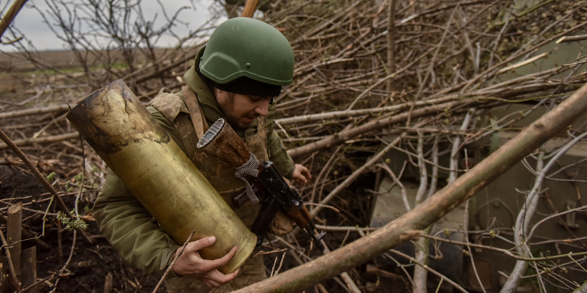 Heavy fighting around Bakhmut shifts lines of control; Kyiv shoots down 18 Russian missiles
