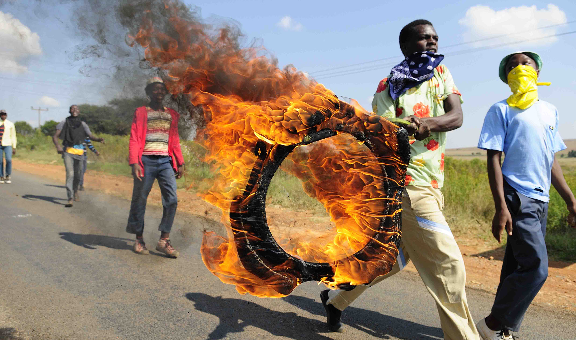 Divided we fall and fall, and fall again — identity politics offer no solutions to SA’s very real problems