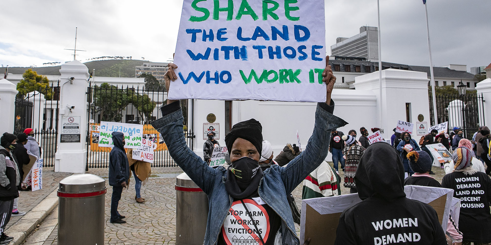 Bitter tears in the ‘valley of wine and roses’ where farmworkers battle eviction