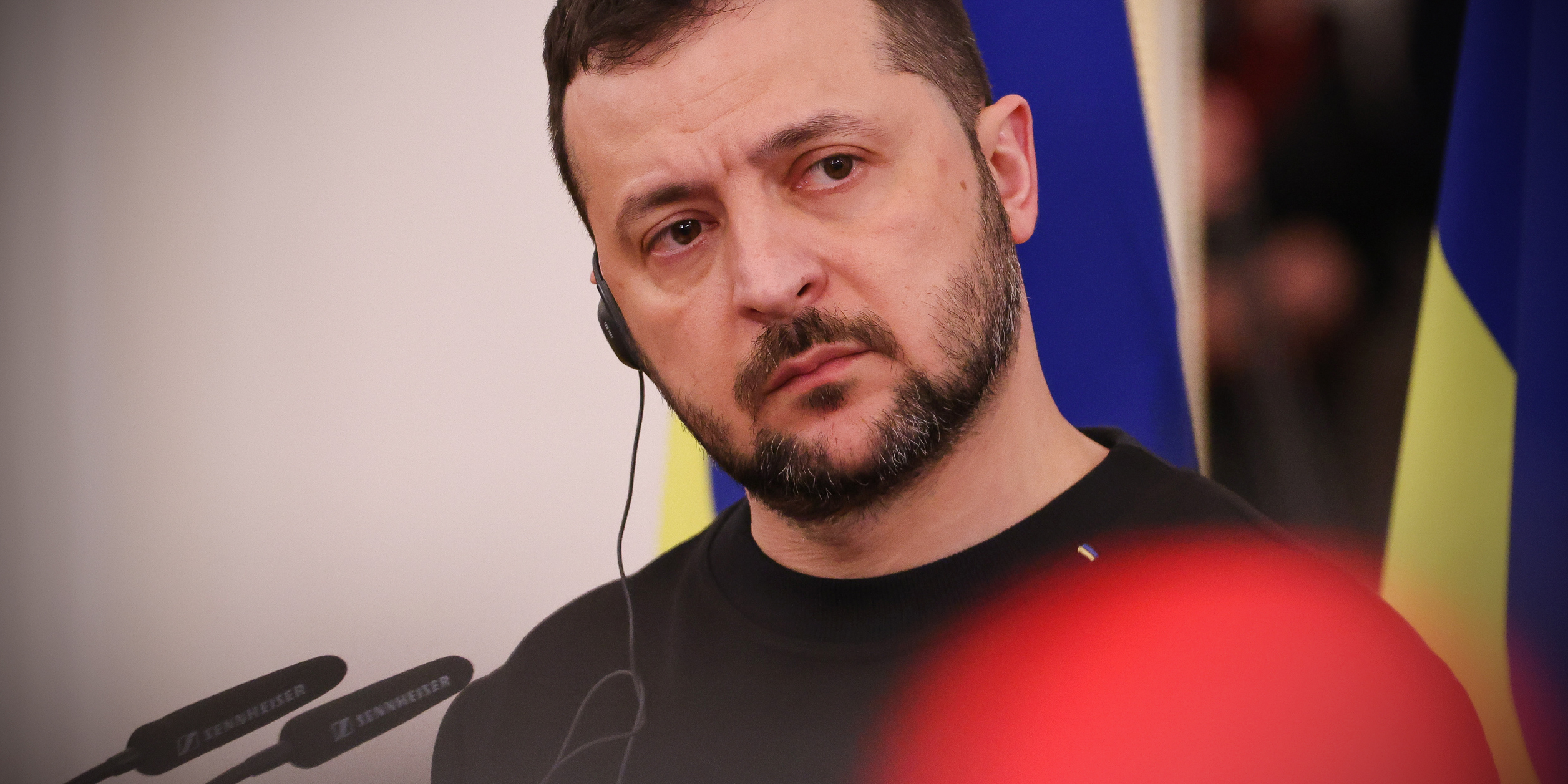 Zelensky rules out halt to fighting as pressure on Kyiv grows; White House supports seizing frozen Russian assets
