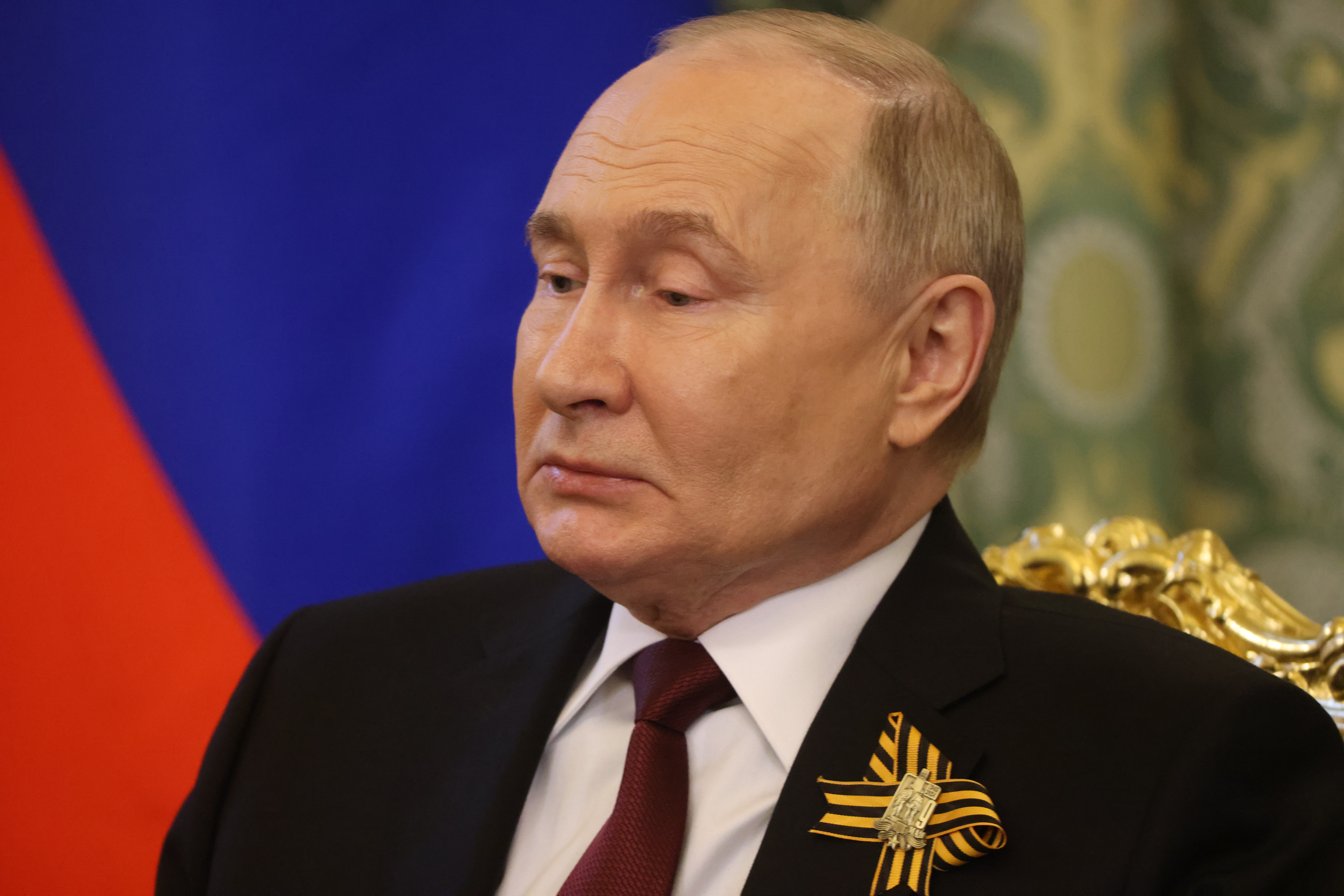 Pentagon, SpaceX block Russia’s illicit use of Starlink; Putin renews nuclear threats against West