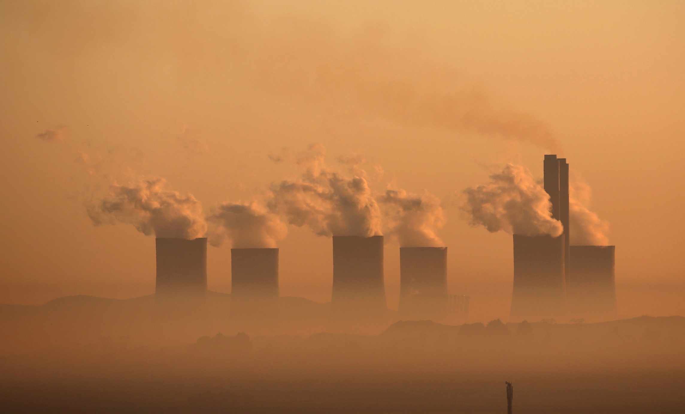 Delaying coal power plant shutdowns could push costs to R90bn, warns Eskom CEO