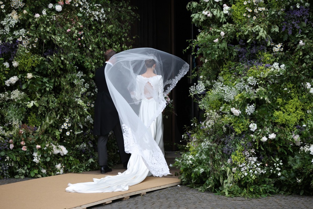 A royal wedding, and more from around the world