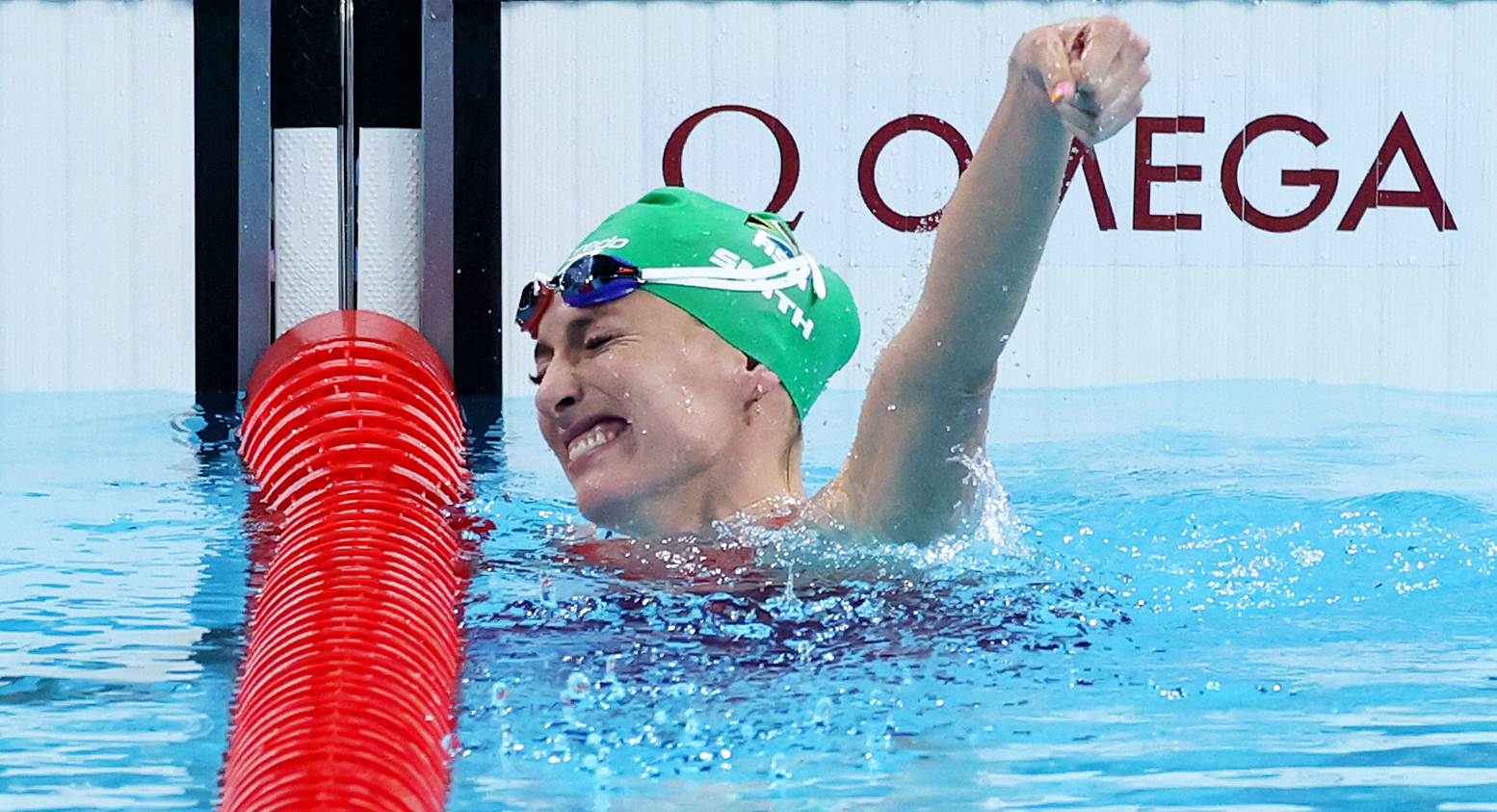 Tatjana Smith drops retirement hint while she chases breaststroke double