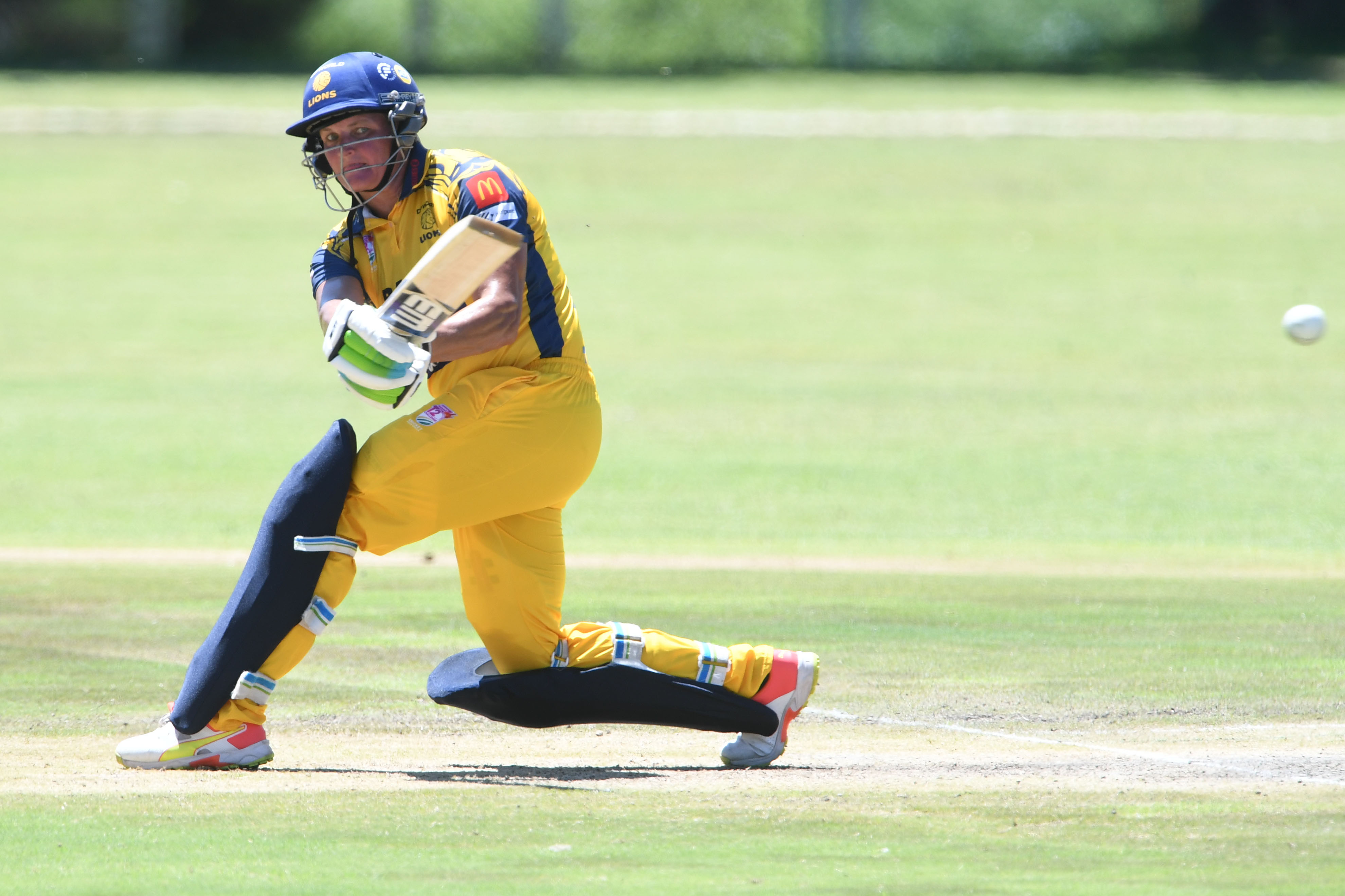Javelin champion Sunette Viljoen still dreams of playing for the Proteas again