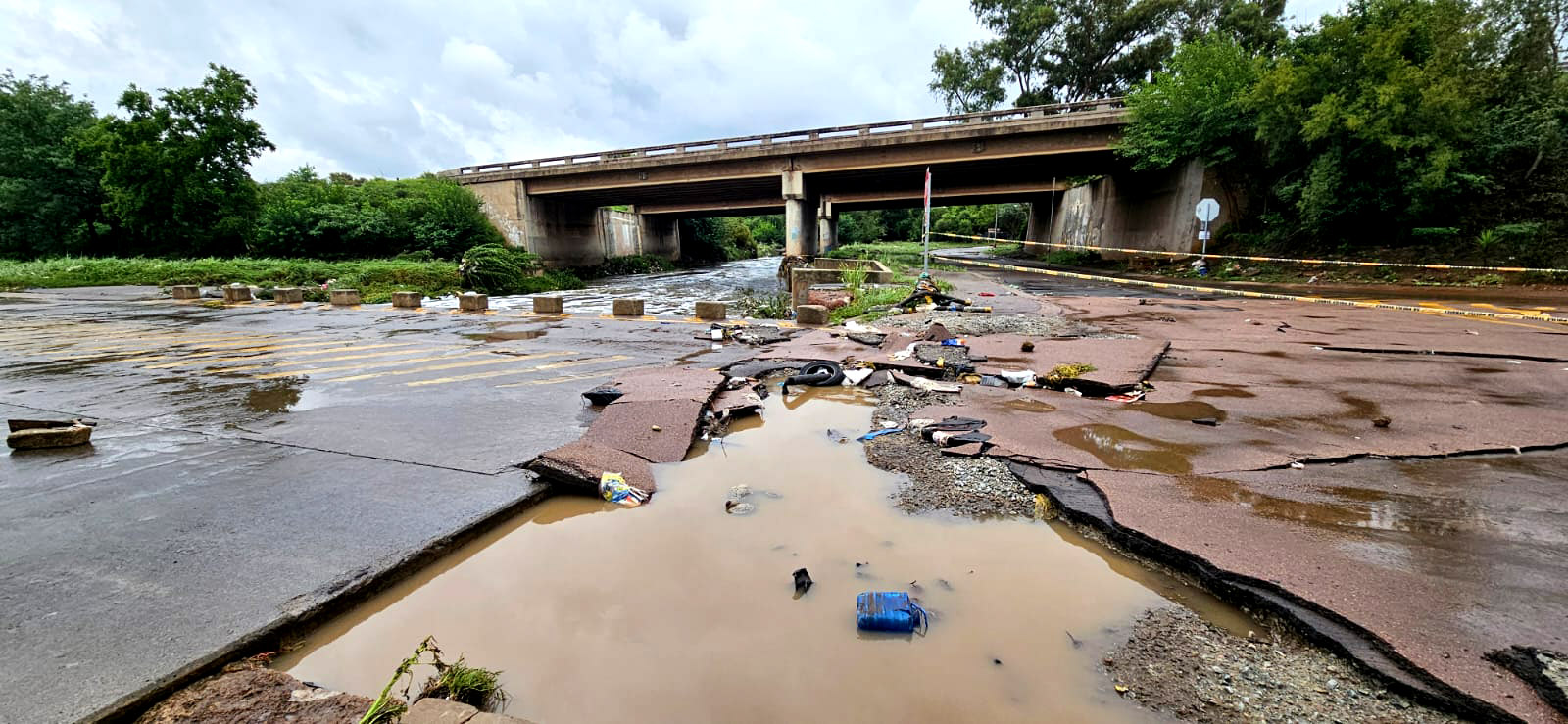 Motorcyclist, motorist die in Centurion floods — region braces for more storms