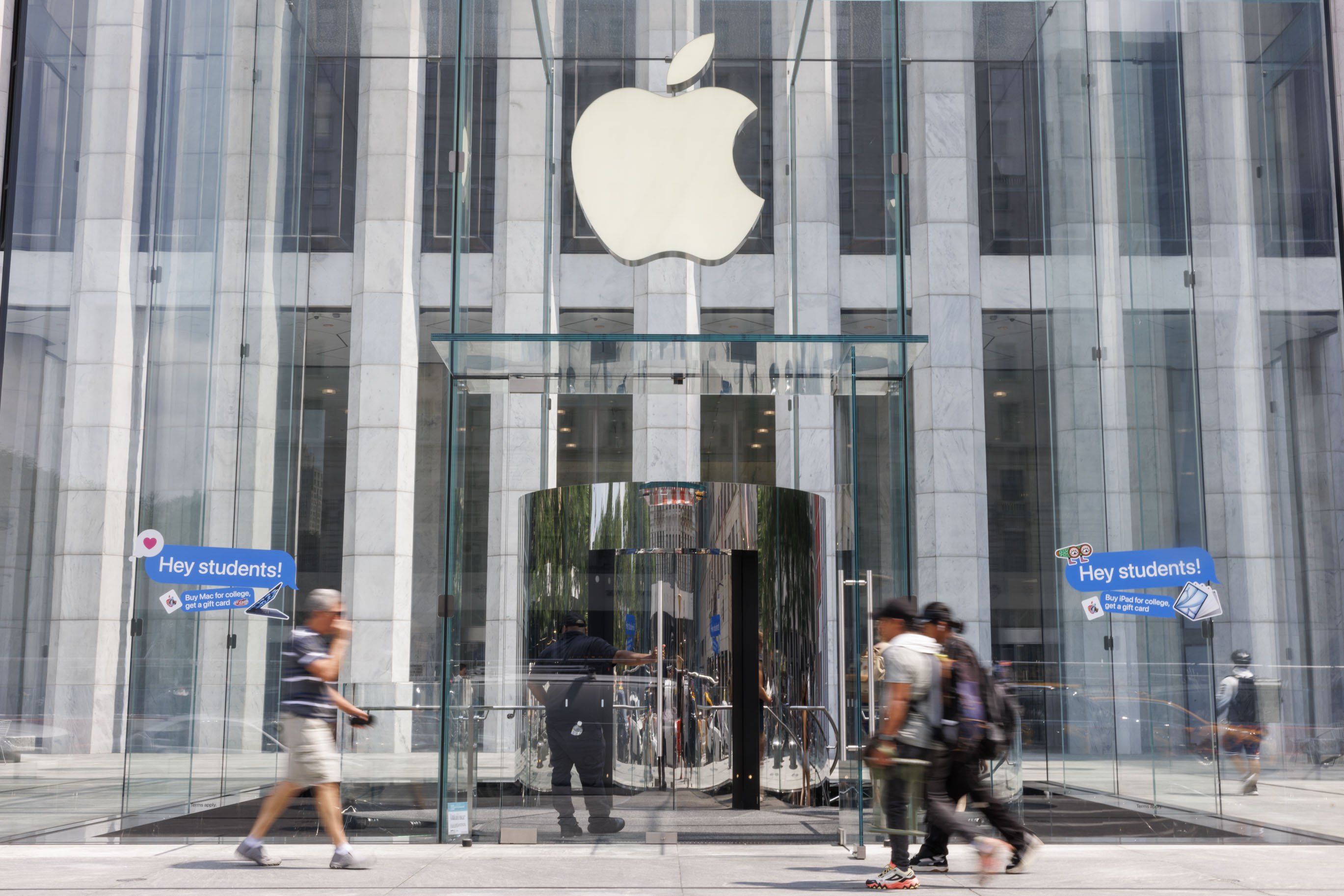 Apple to open up underlying AI technology to developers