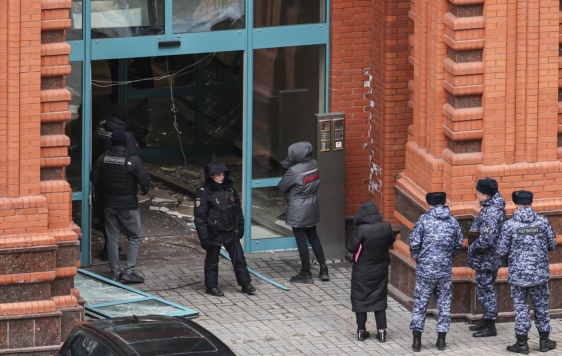 Kyiv army chief slams attacks on draft officers; UN body records ‘alarming rise’ in Russian executions of captured soldiers