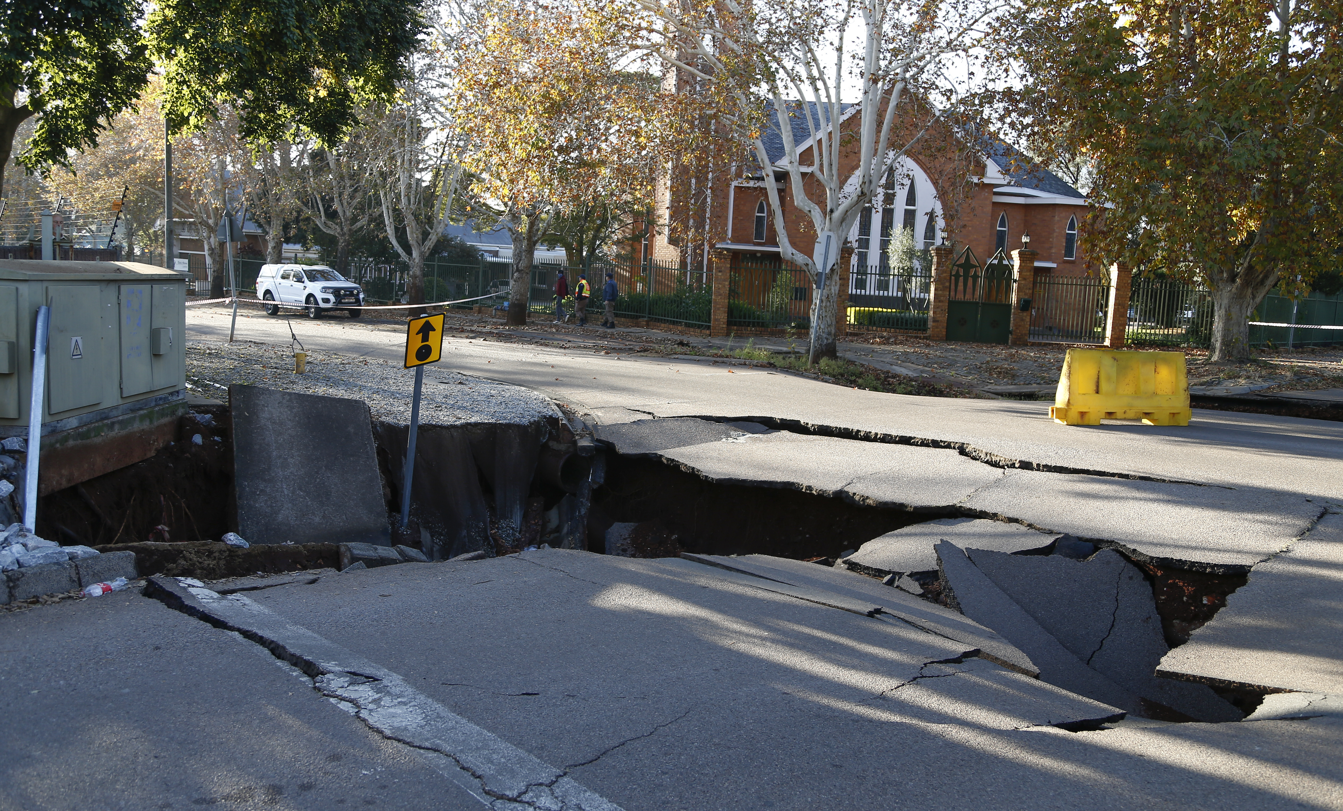 Sinkhole sparks safety fears in Lyttelton Manor, Centurion