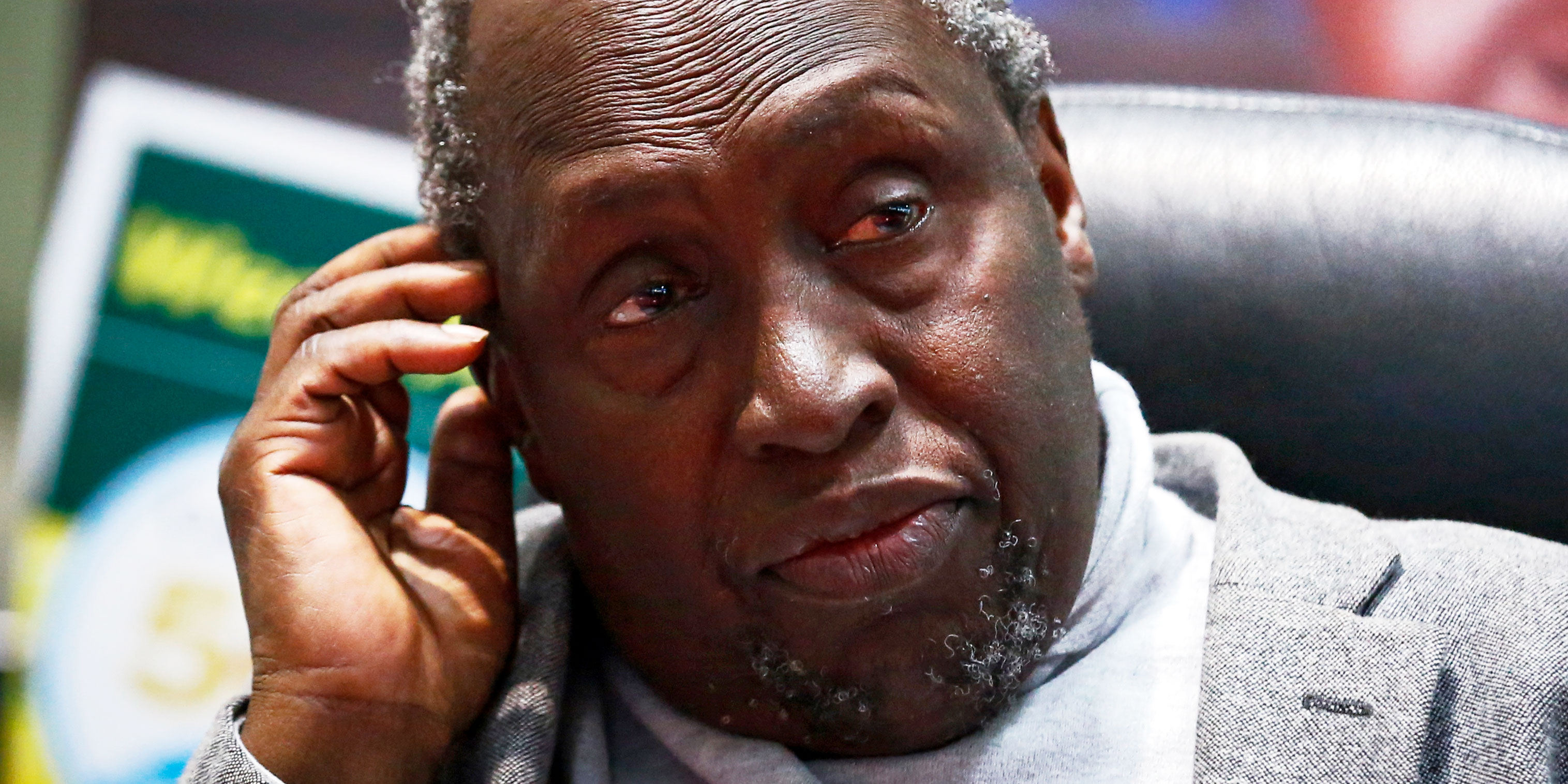 Ngũgĩ wa Thiong’o, Kenyan author who reckoned with colonial legacy, dies at 87