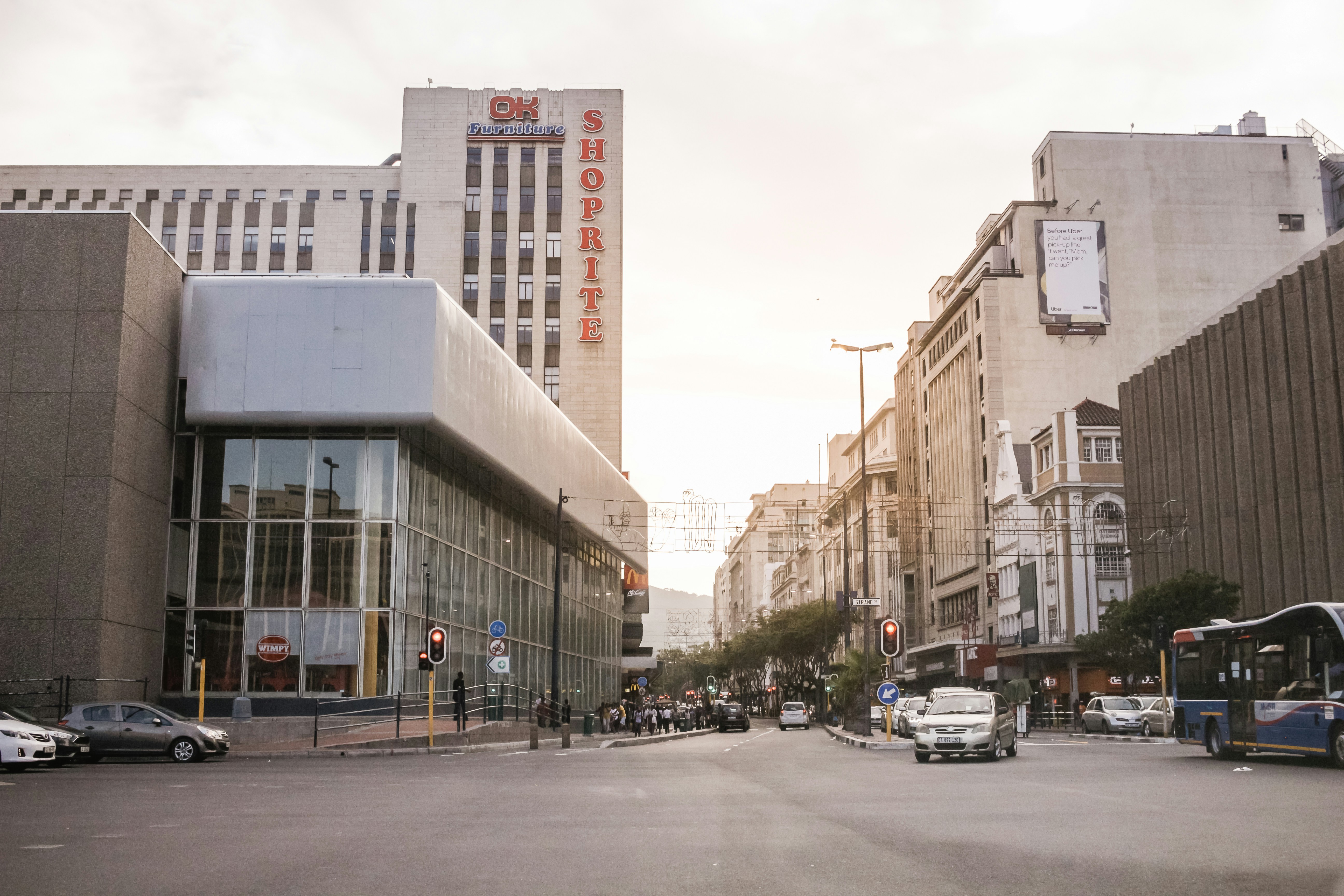 Loaded for Bear: Would left turns on red lights safely cut SA’s fuel usage?