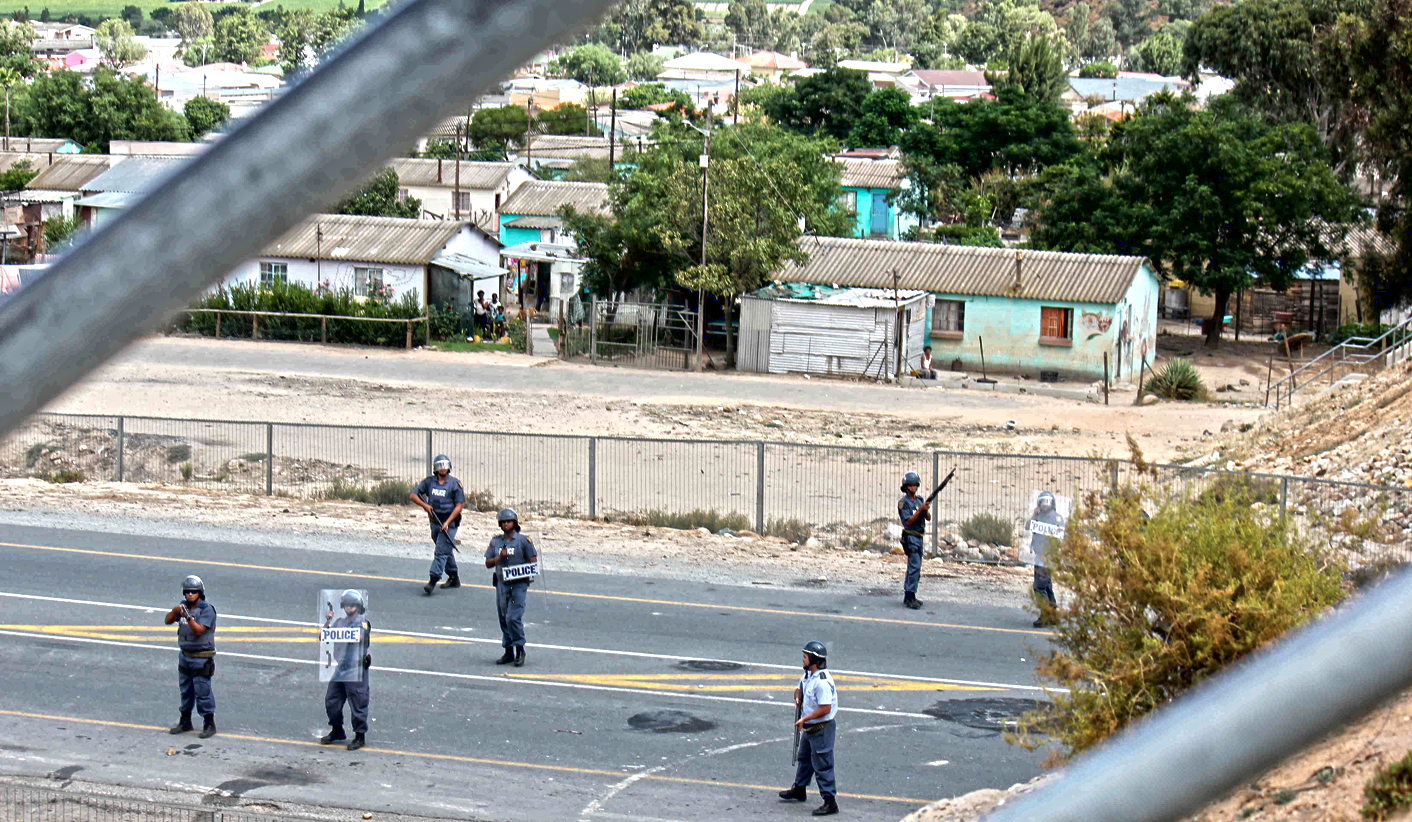 Farmworkers' strike: Clanwilliam example may provide way out of the tight, ugly corner