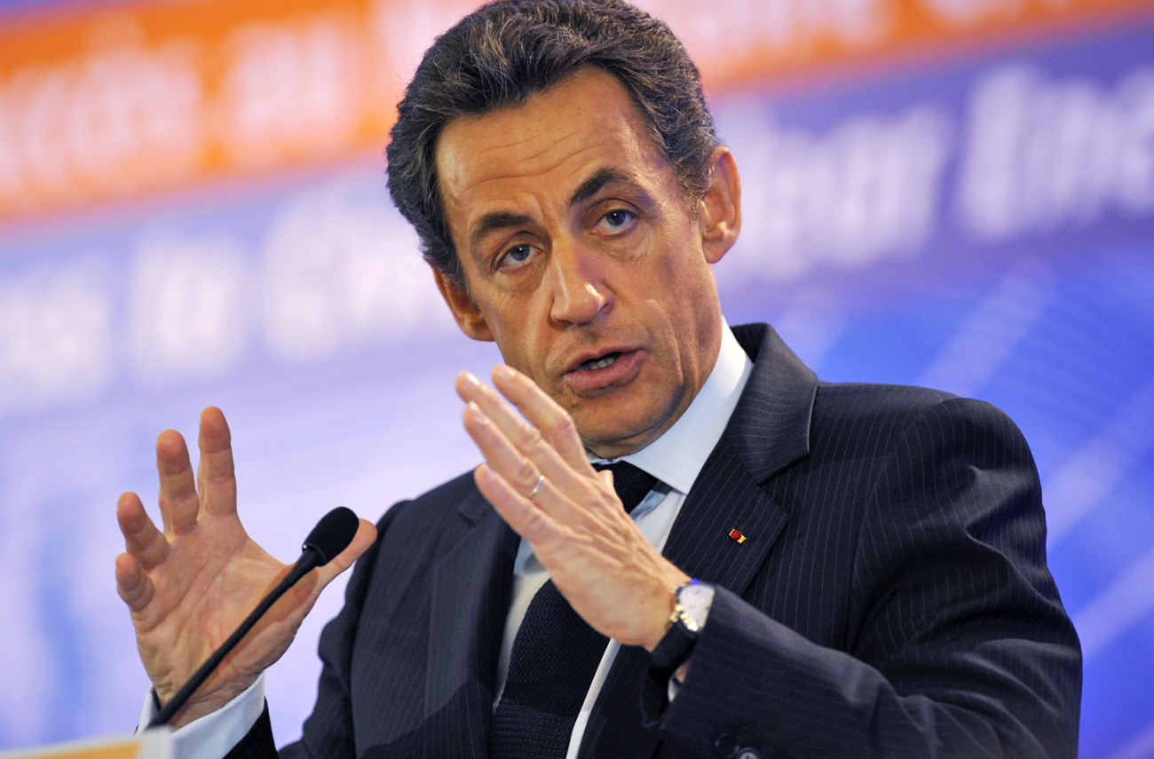08 March: Sarkozy makes strongest rescue commitment to Greece yet