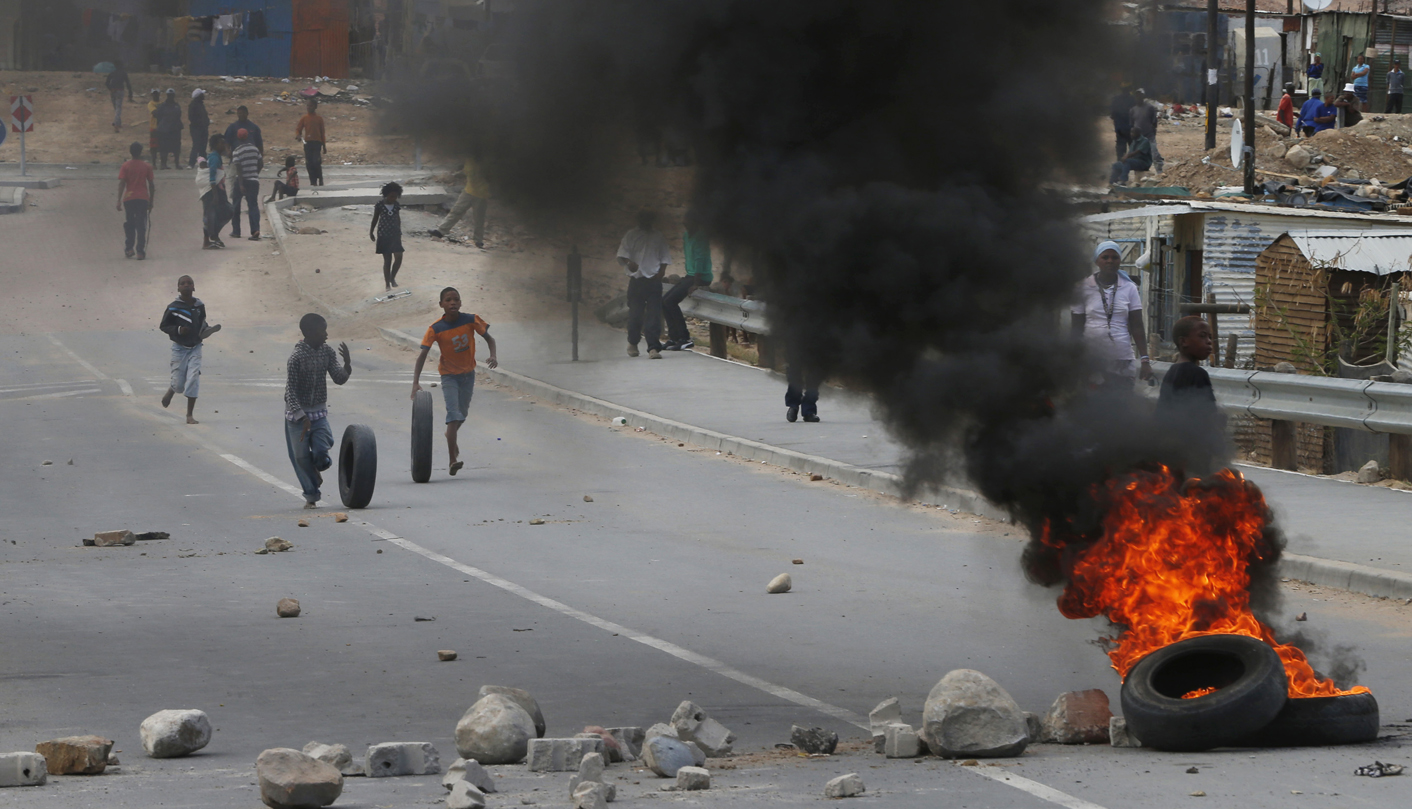 Mawubuye farmers support winelands strike, demand land redistribution