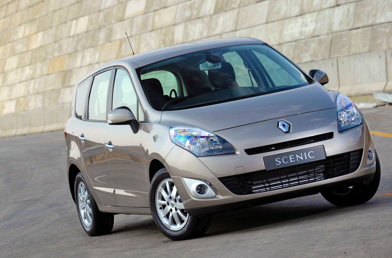 Renault Grand Scénic 1.9 DCi, a space station