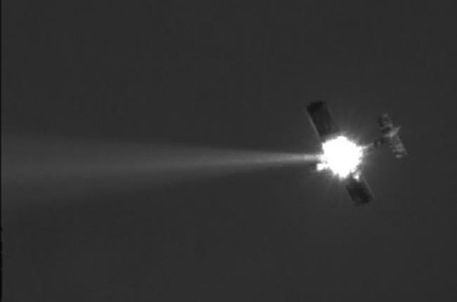 Boeing shoots down a plane with a laser beam