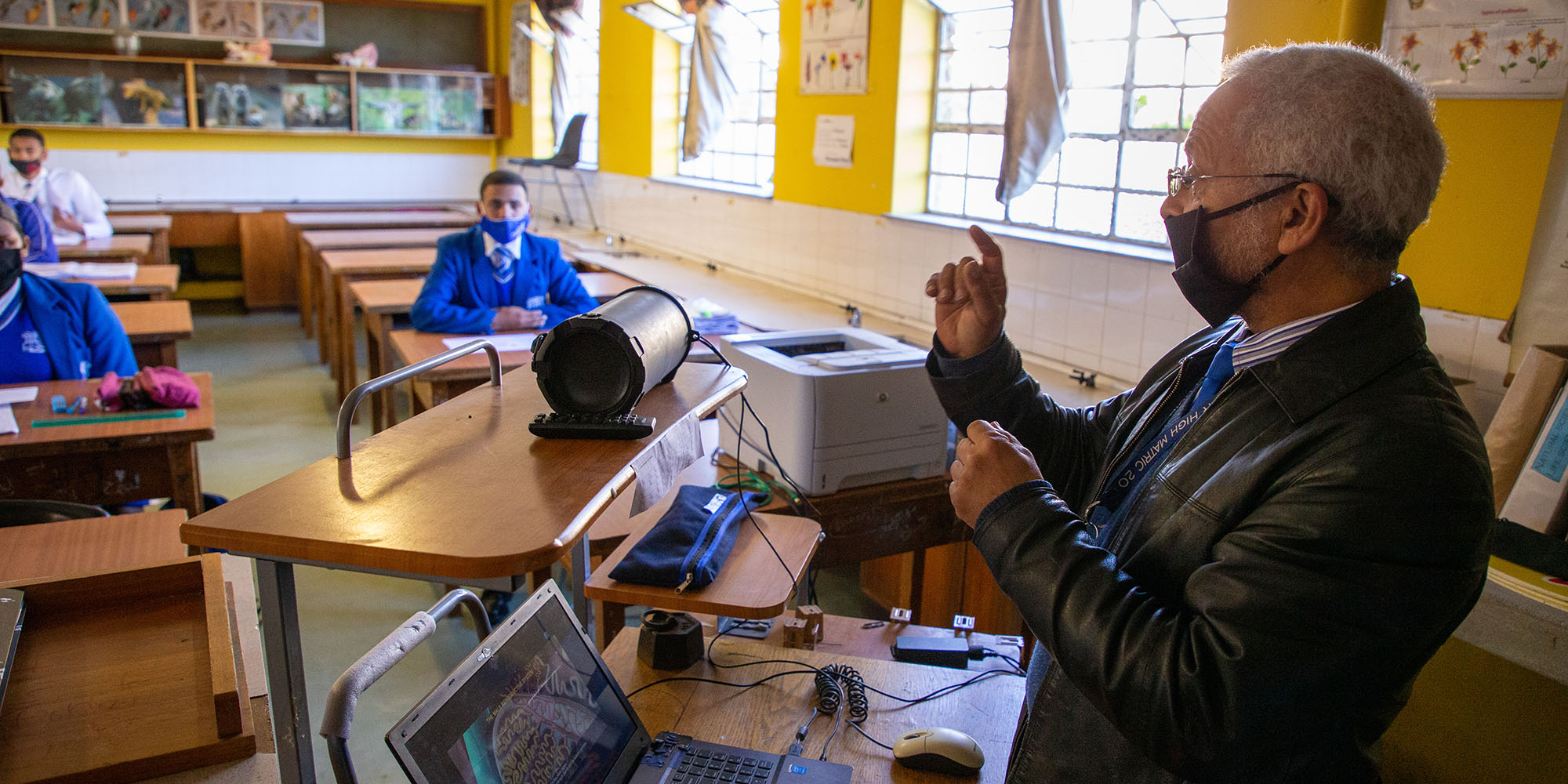 Teachers with comorbidities told to return to school
