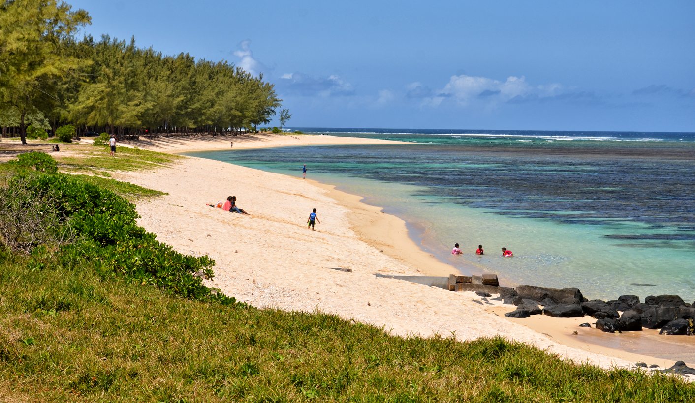 Beach Grabs: Protests in the Mauritian Paradise