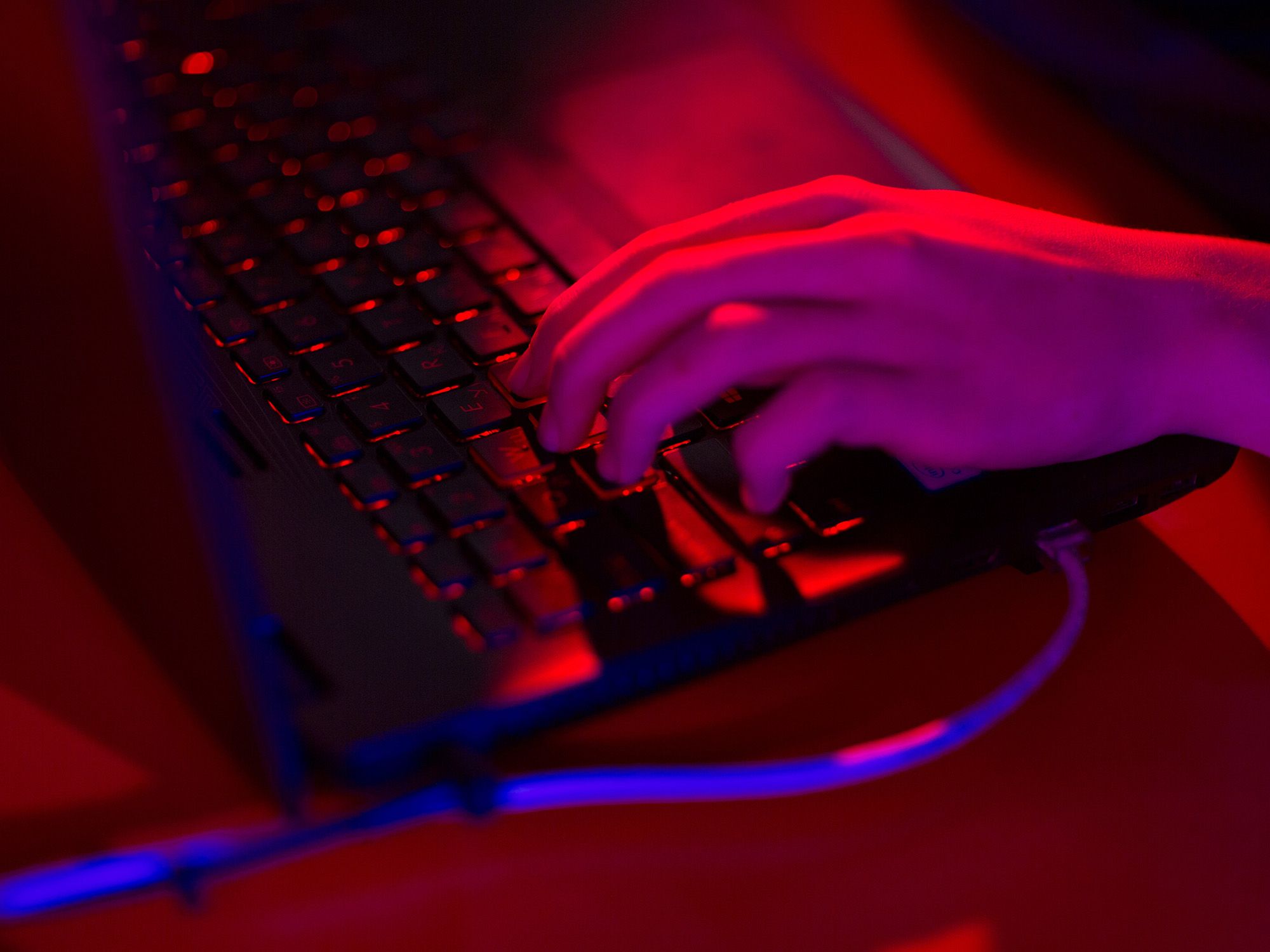 Russian hackers attack U.S. state and local government networks, U.S. government says