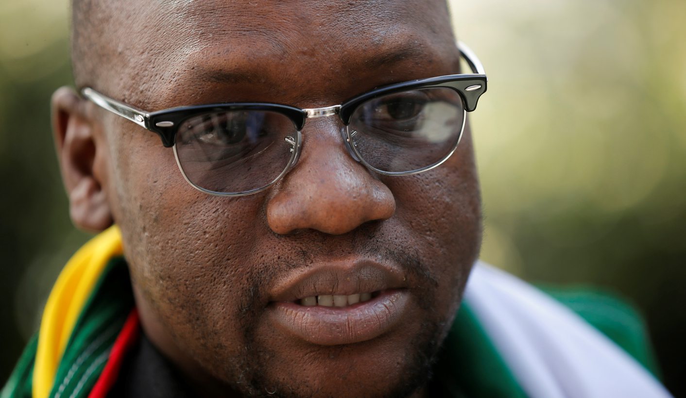 Op-Ed: Is Zimbabwe’s Pastor Evan Mawarire worthy of being called a hero?