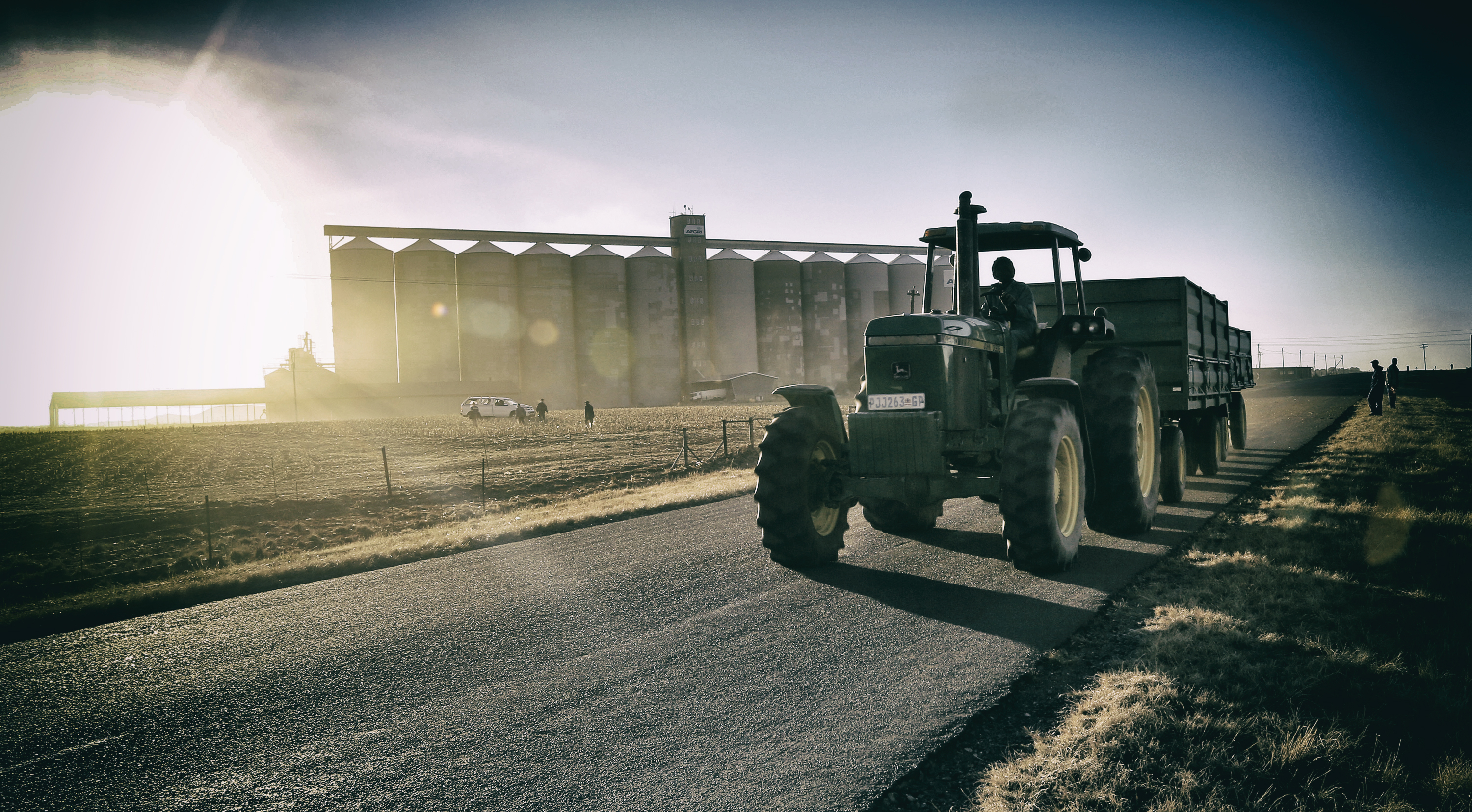 Presidency gains insight into grain farming and the state of our roads