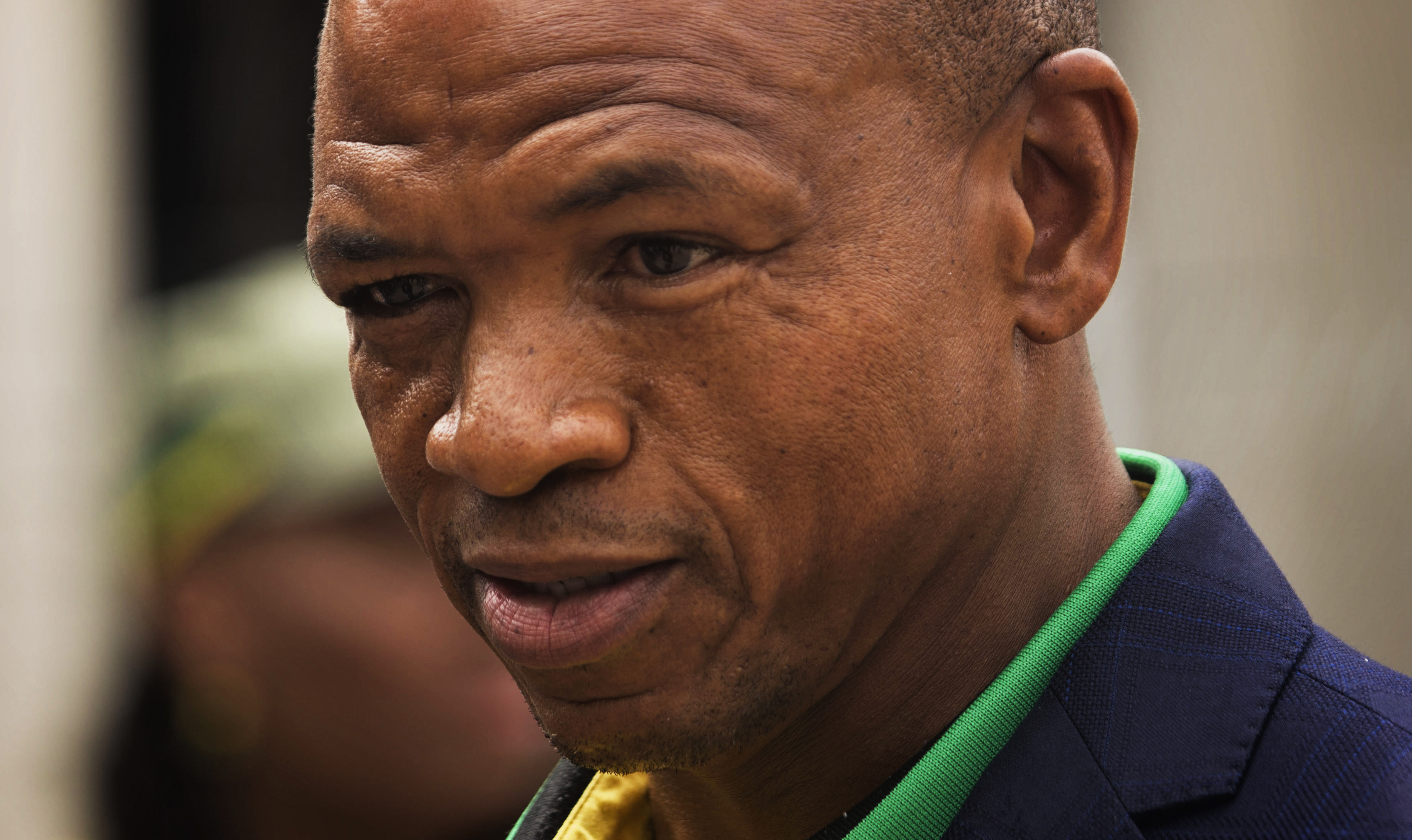 Supra Mahumapelo succumbs to pressure, announces he will resign on Wednesday