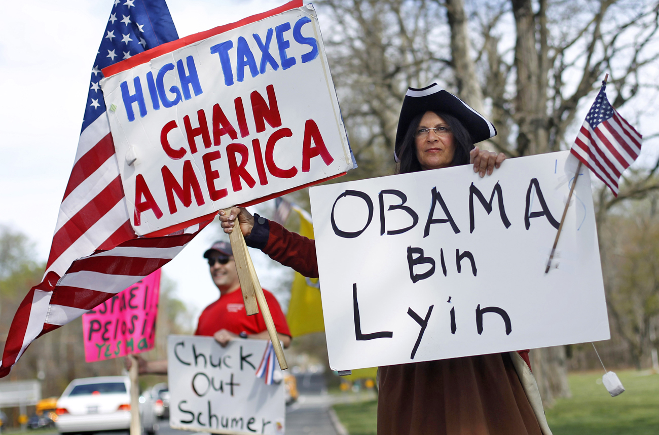 16 April: Tea Party mob take protest to the heart of American governance
