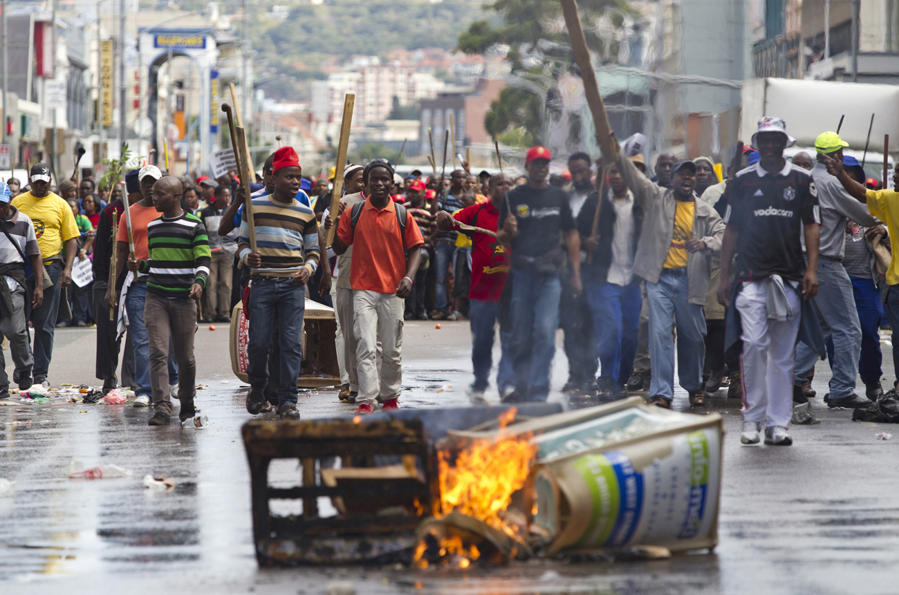 Trash 'n pay - new bill will put squeeze on unions