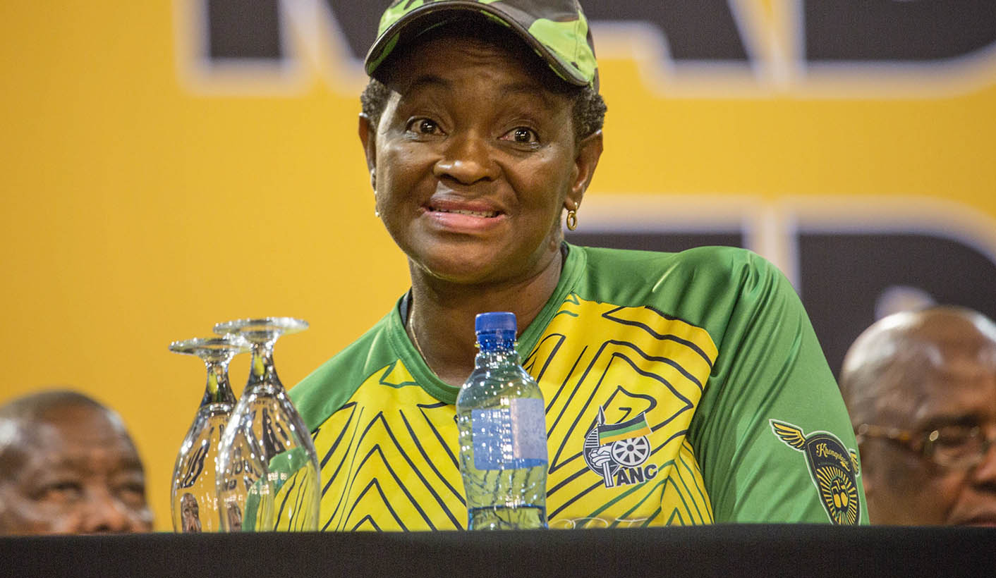 Op-Ed: What does Bathabile Dlamini stand to gain from the Sassa social grants crisis?