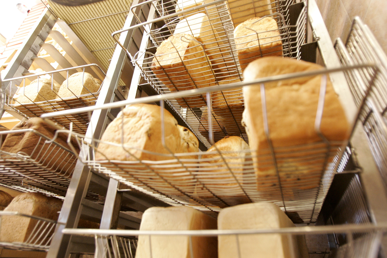 Pioneer learns the hard way that greed and need don’t make good dough