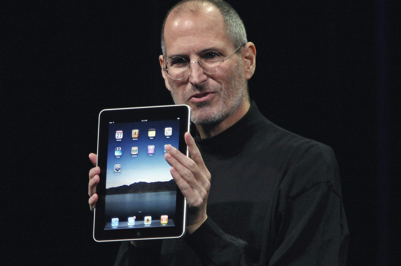 Jobs' vacancy - Apple's genius dies at 56