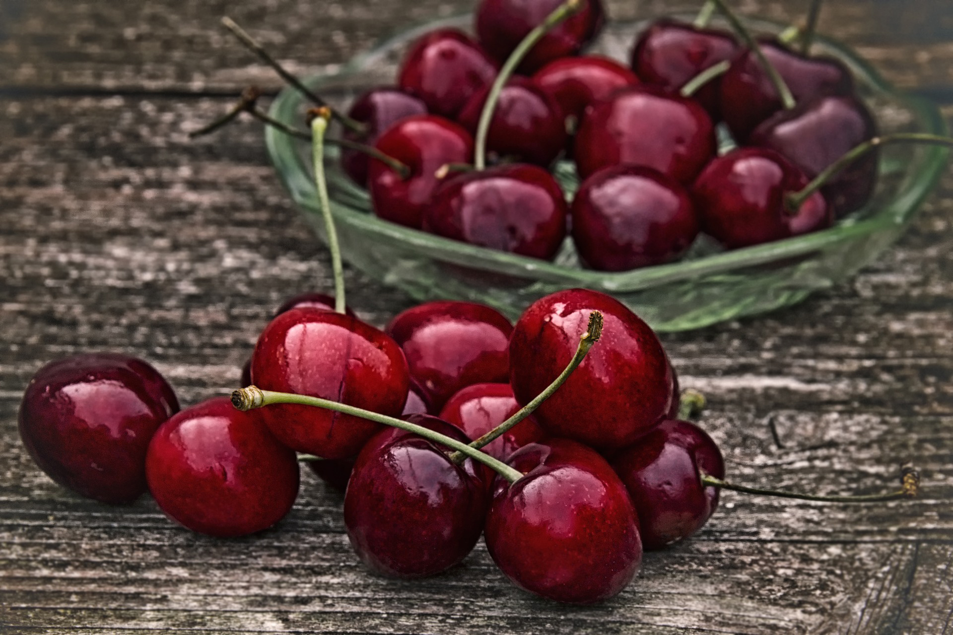 Rainclouds & Roadkill: A journey through Cherry Country to the Kingdom of Rain