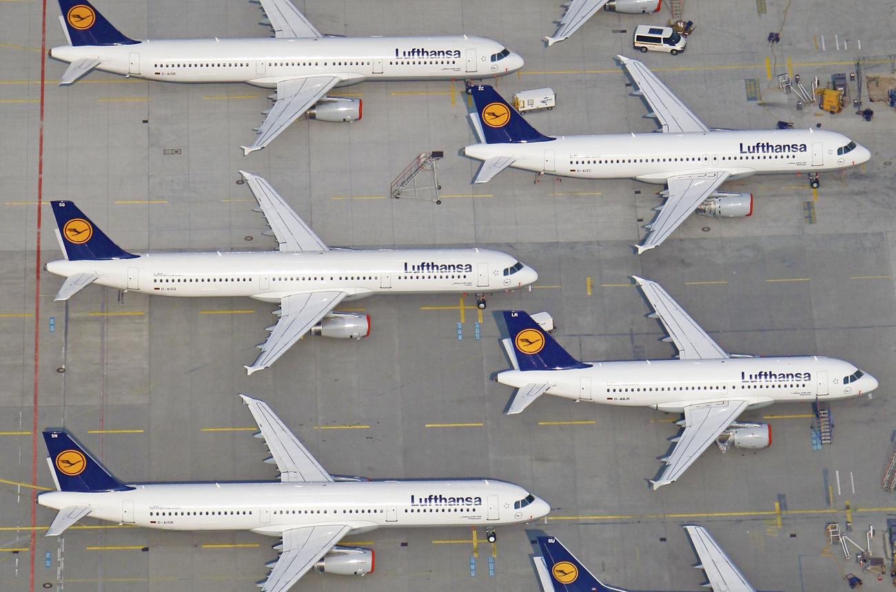 20 April: Europeans struggle to open skies after volcanic blast