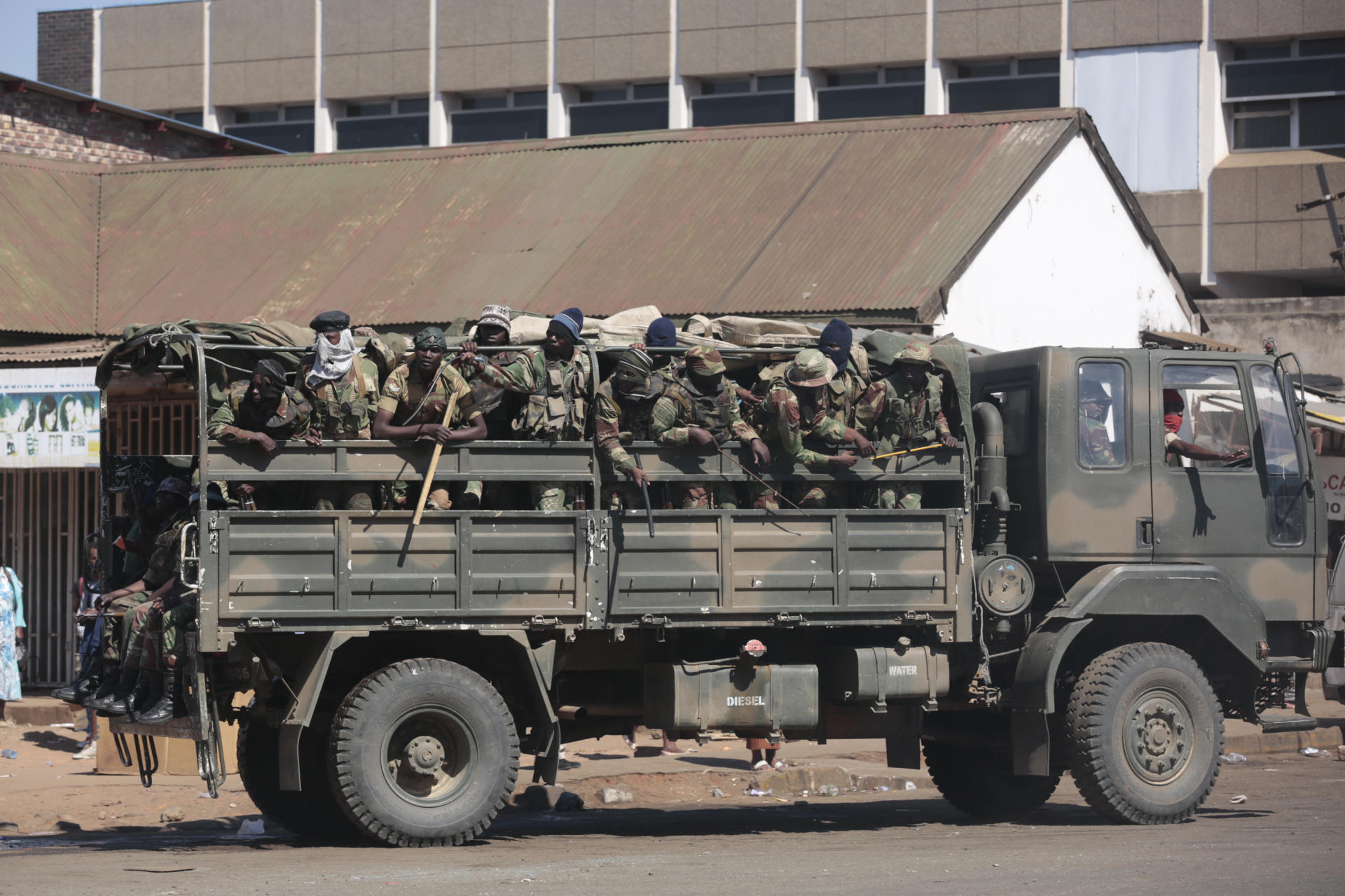 Zimbabwe opposition rejects 'fake' Mnangagwa victory