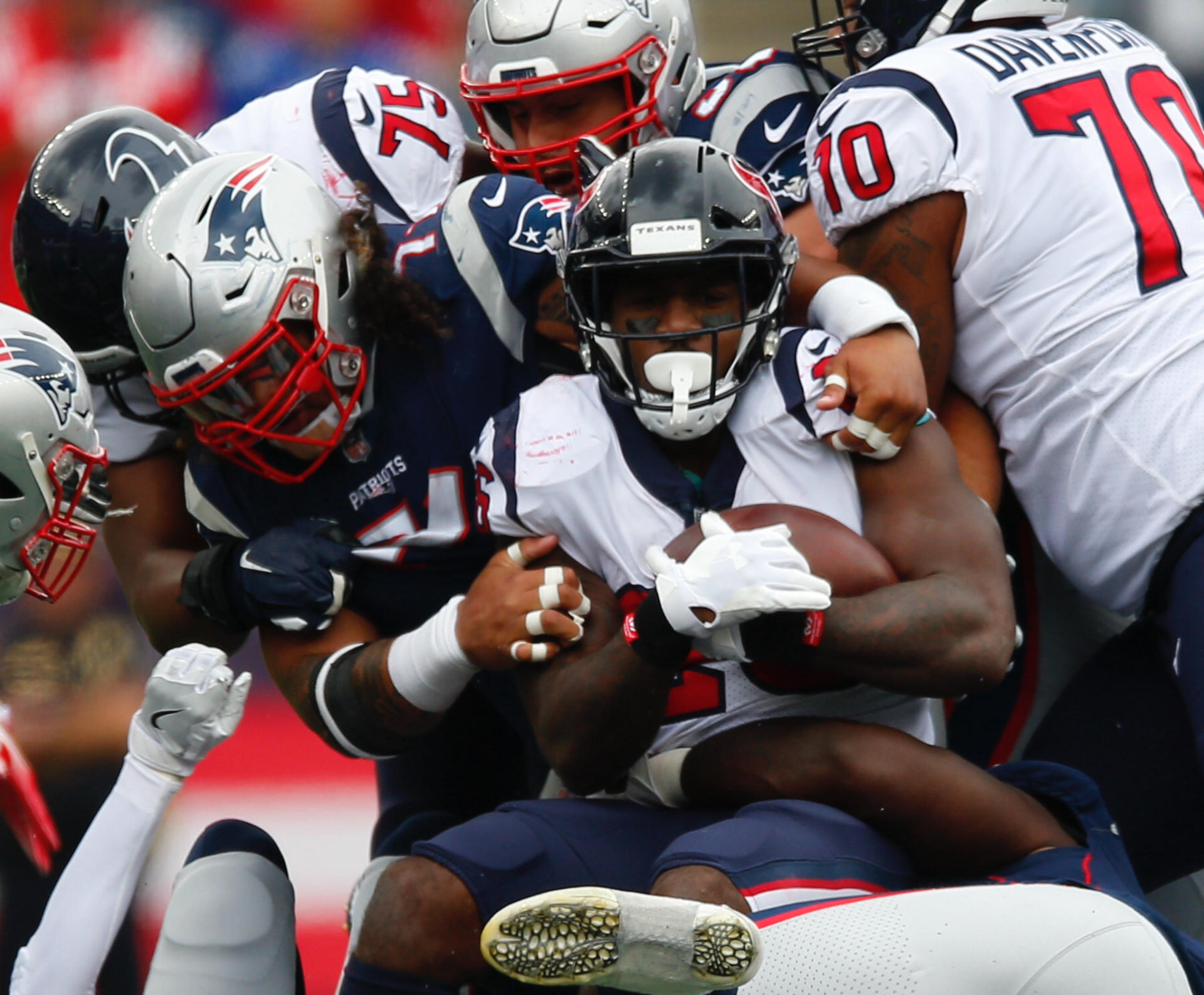 NFL kneeling protests resume as Trump warns of ratings fall